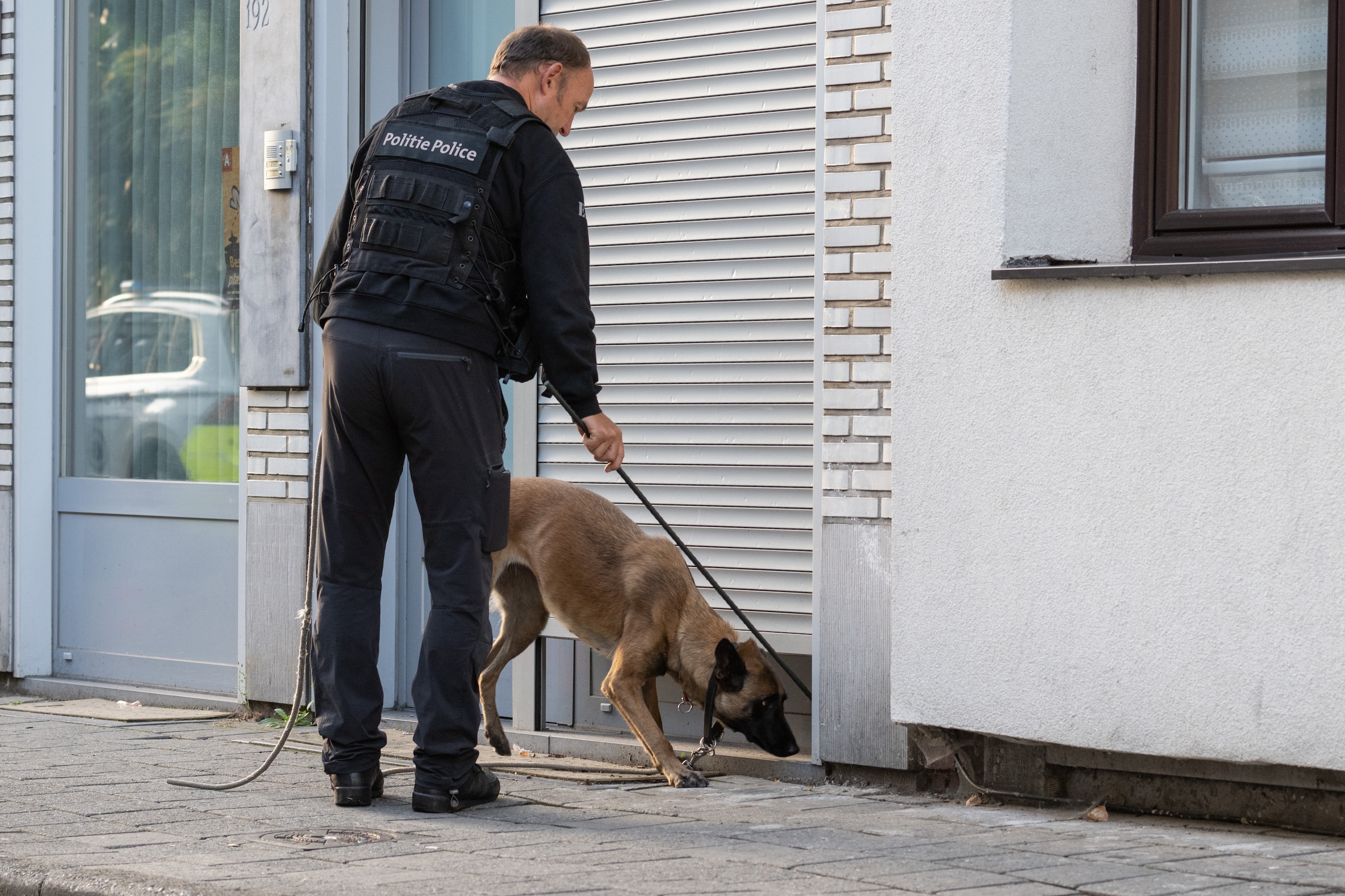 ‘Spiraal van drugsgeweld is begonnen na conflict tussen Antwerpse bende en hun Nederlandse opdrachtgevers’: kenners over drugsoorlog