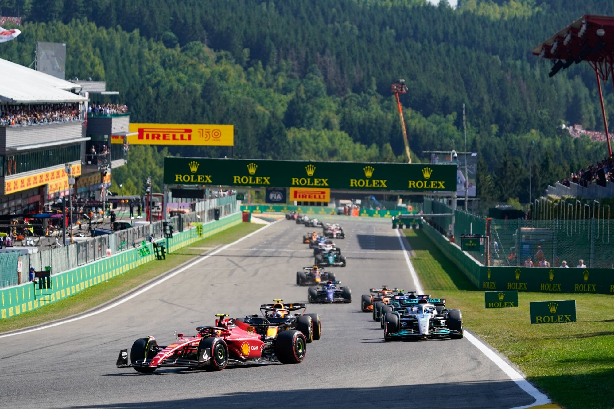 Premier De Croo haalt alle Belgische troeven uit de kast om Grand Prix