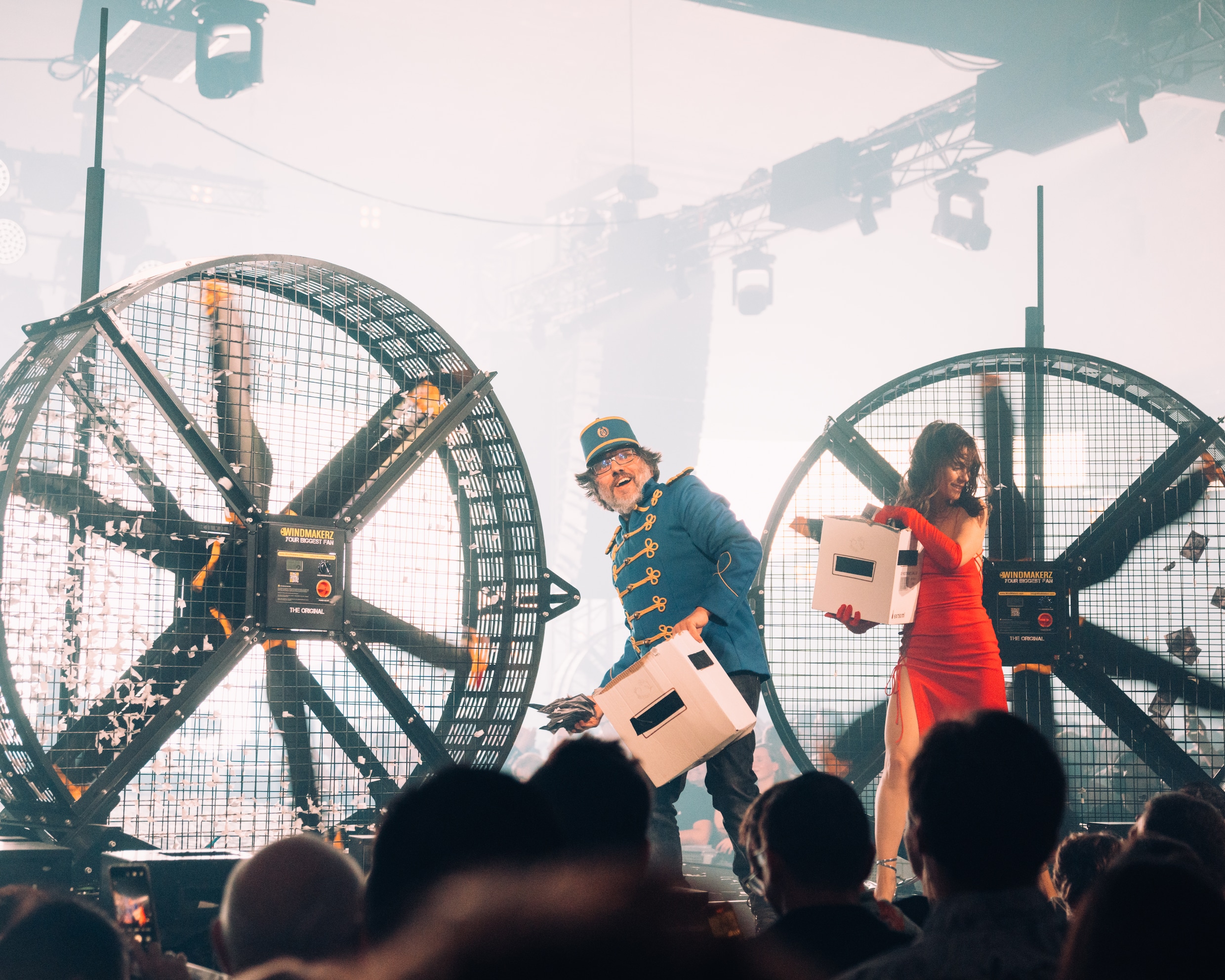 ‘In vergelijking met vroeger is dit een braaf feestje’: dancing Zillion ...
