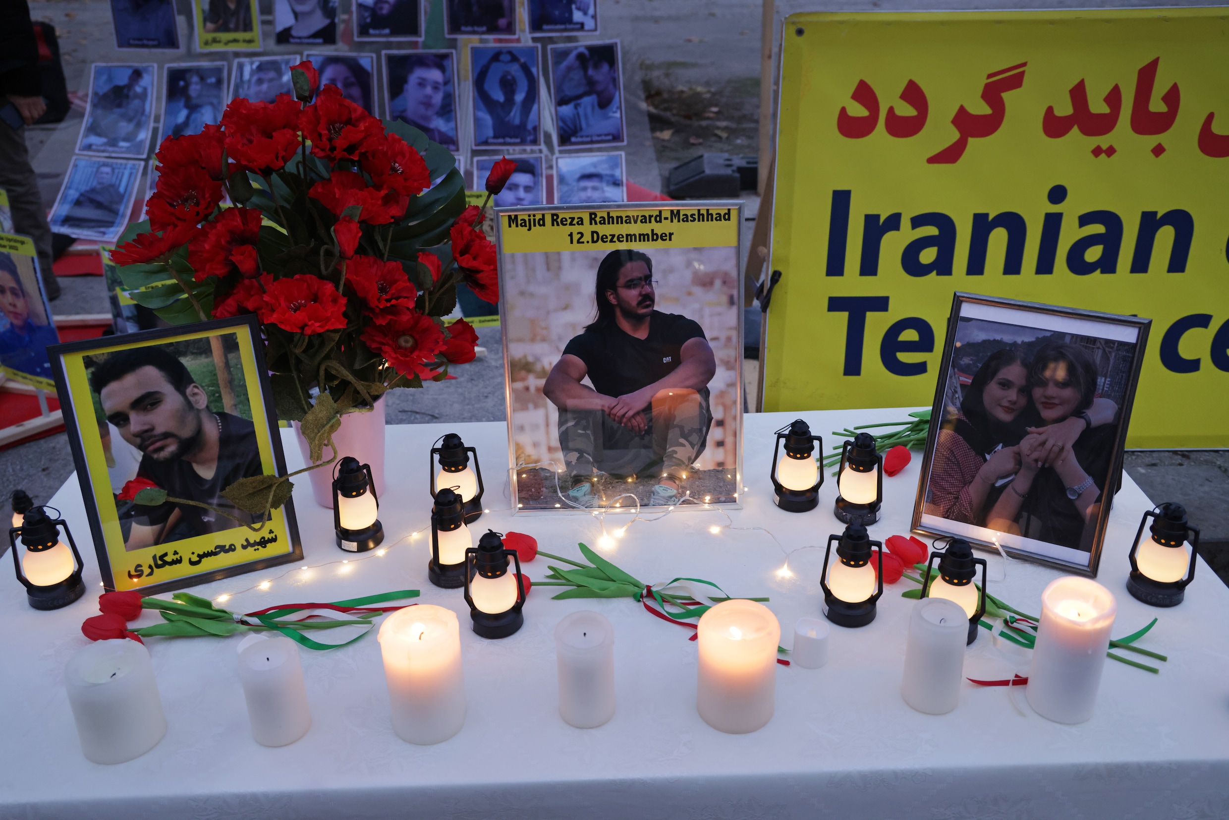 Iran wil profvoetballer (26) executeren na deelname aan protesten tegen ...
