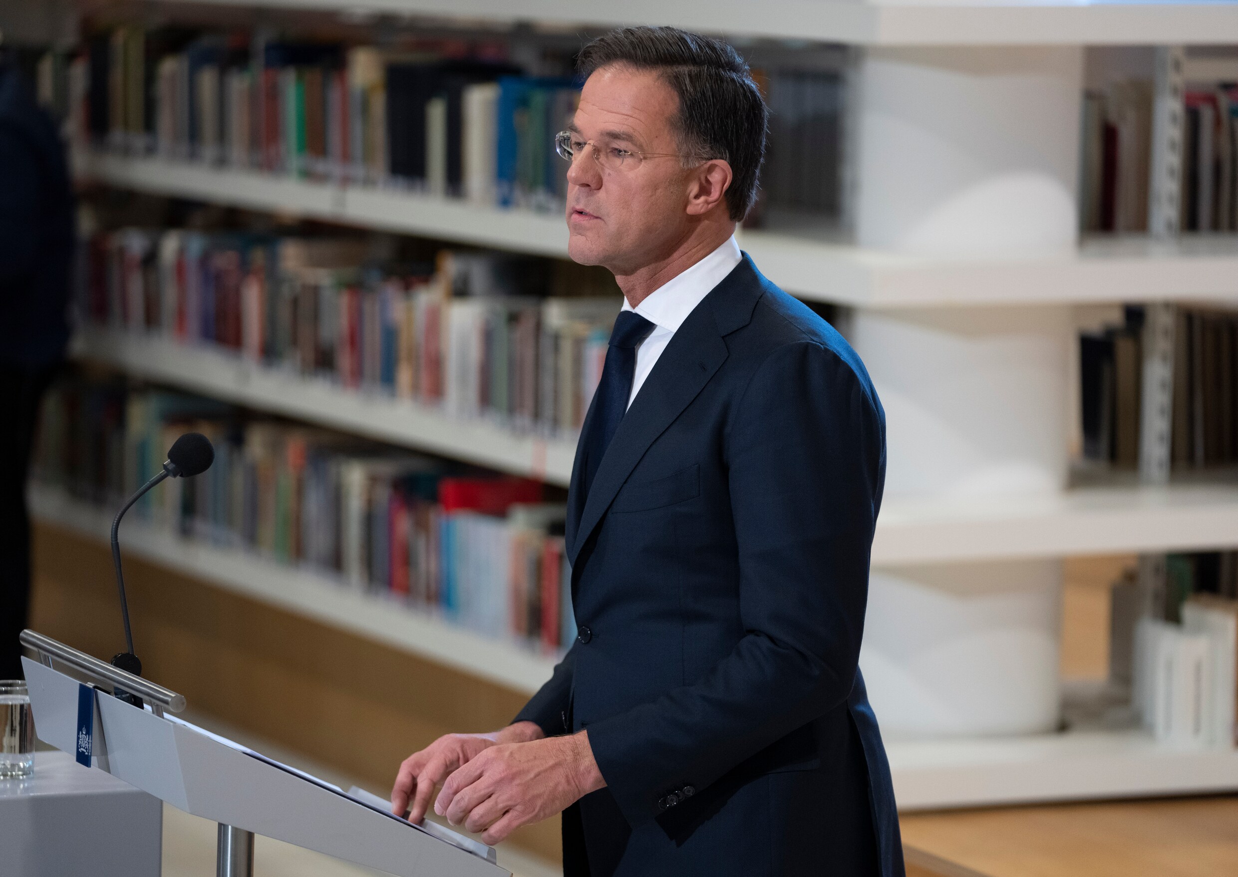 Nederlandse Premier Mark Rutte biedt excuses aan voor slavernijverleden ...