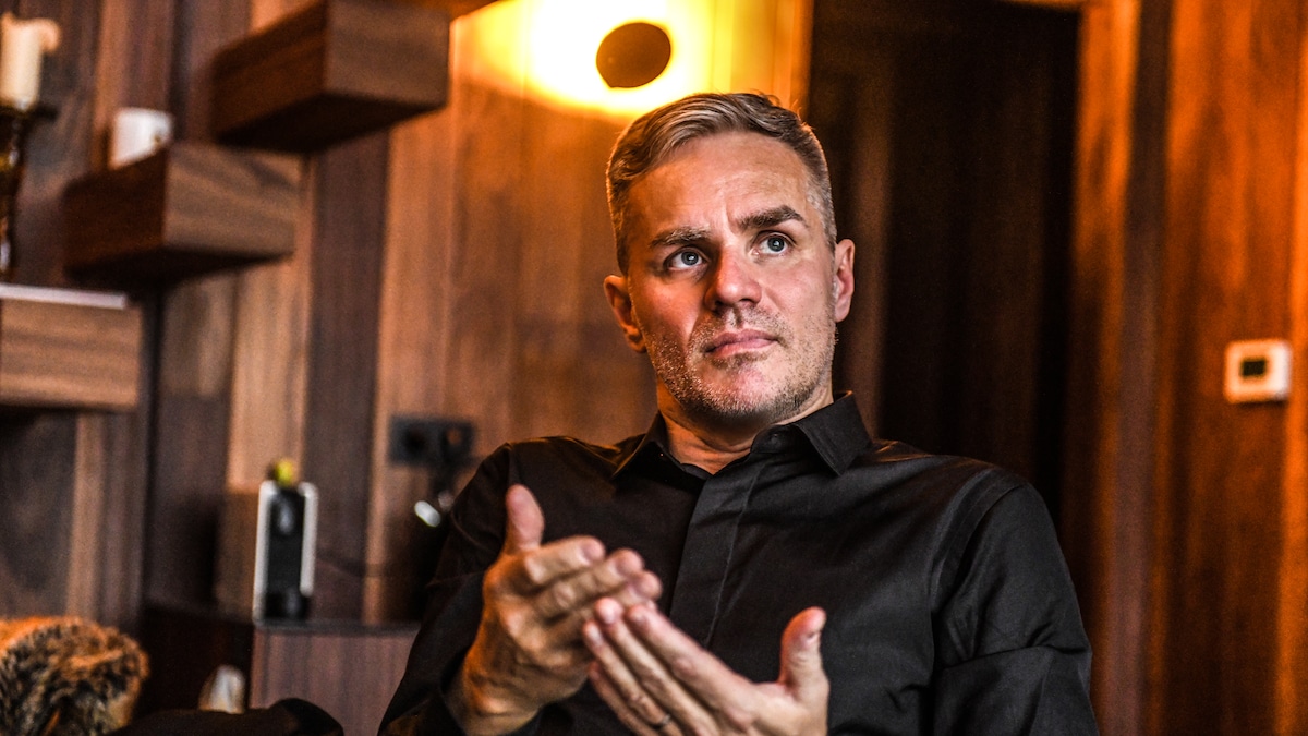 Peter Van de Veire: 'De dokter raadde me pilletjes aan. Dan leek het me  beter het gewoon wat rustiger aan te doen' | De Morgen