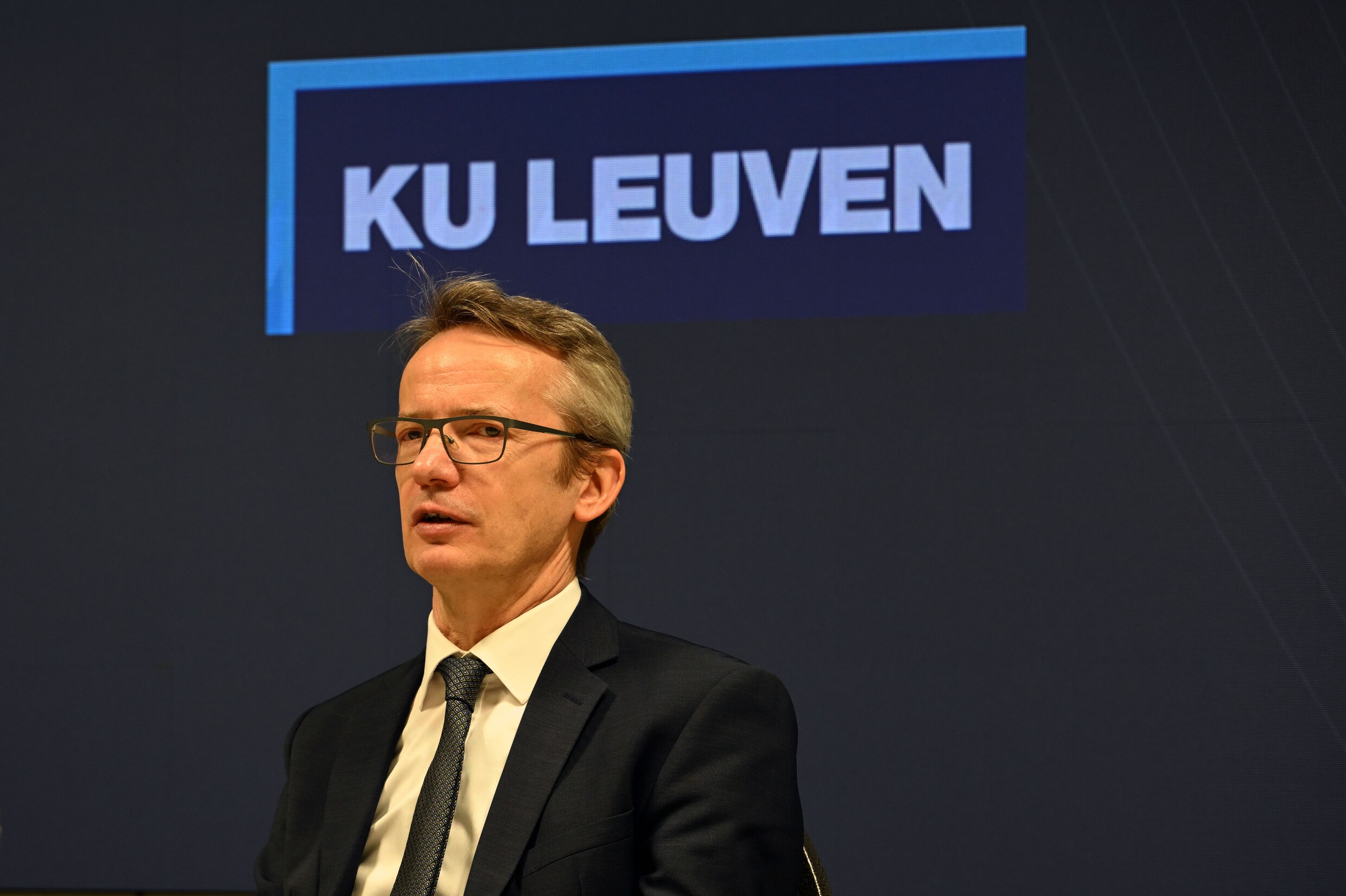 KU Leuven-rector Luc Sels over zwaar ongeluk in Australië: ‘Mijn eerste ...