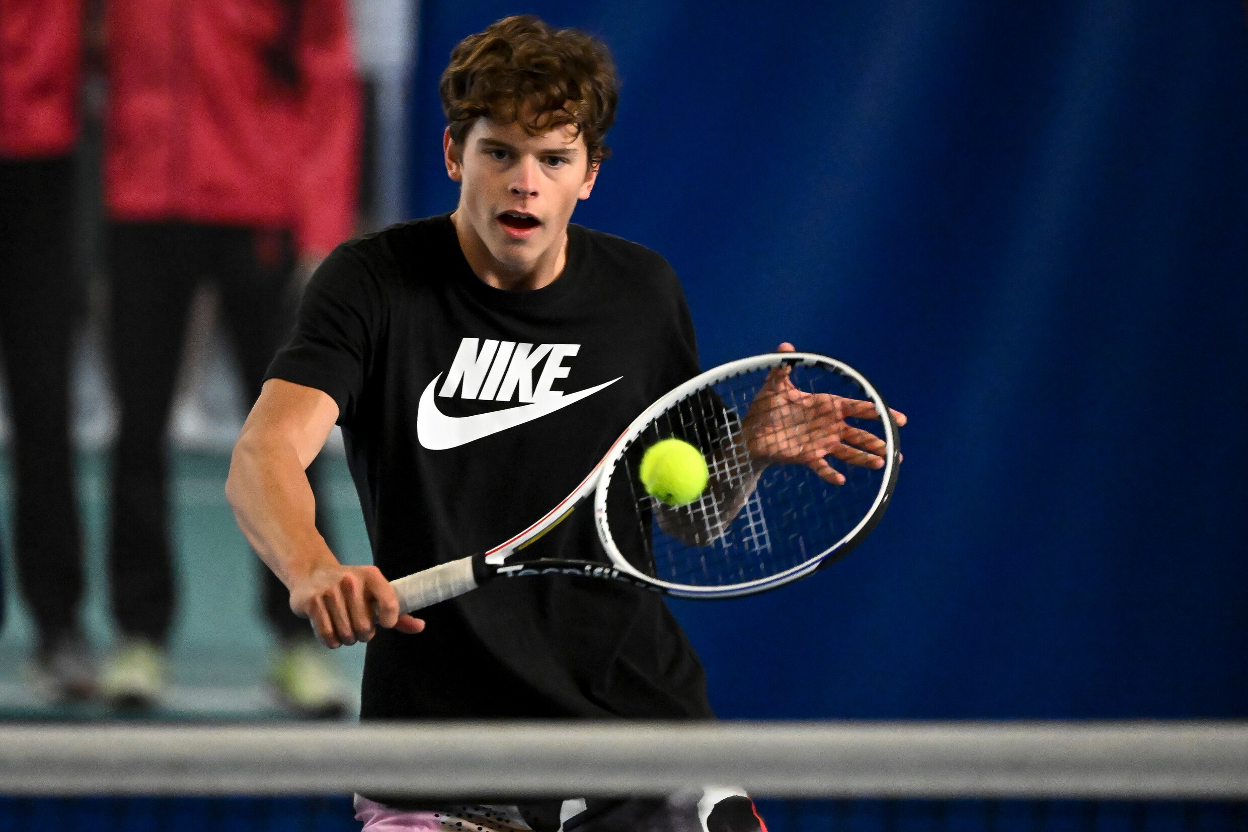 Belgische Australian Open-held staat aan poort van profcircuit | De Morgen