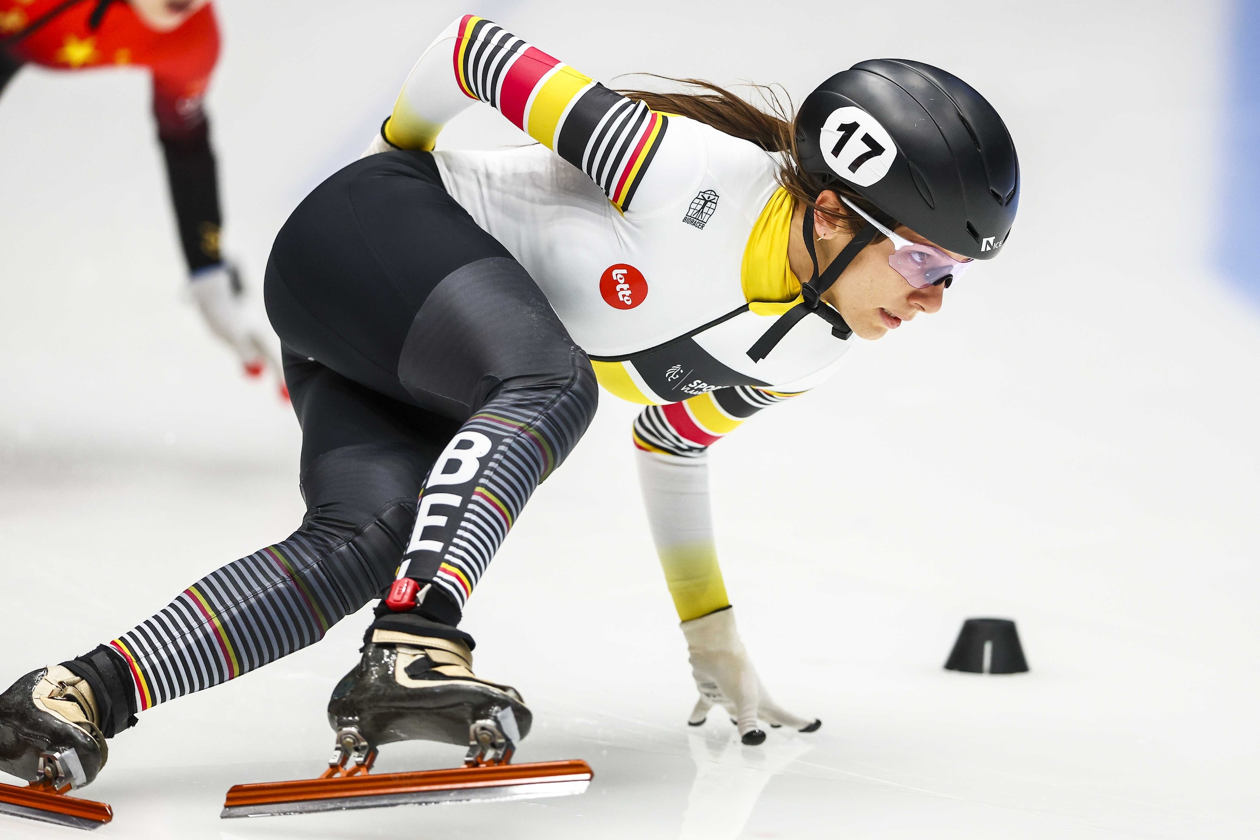Hanne Desmet wurmt zich naar goud op 1.500 meter op wereldbeker