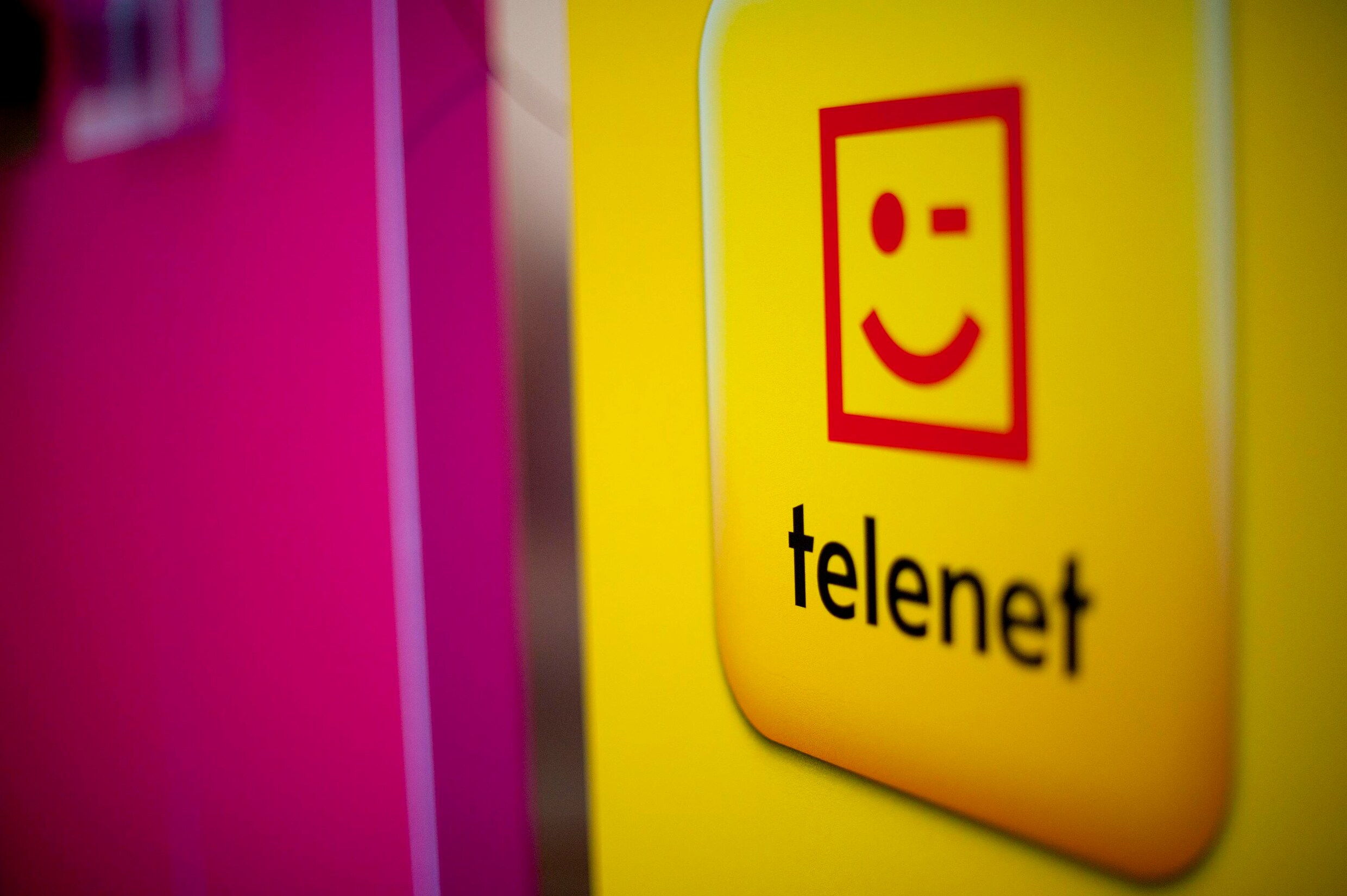 Hoofdaandeelhouder van Telenet biedt 22 euro per aandeel: ‘Toch argumenten om er als aandeelhouder op z’n minst over na te denken’