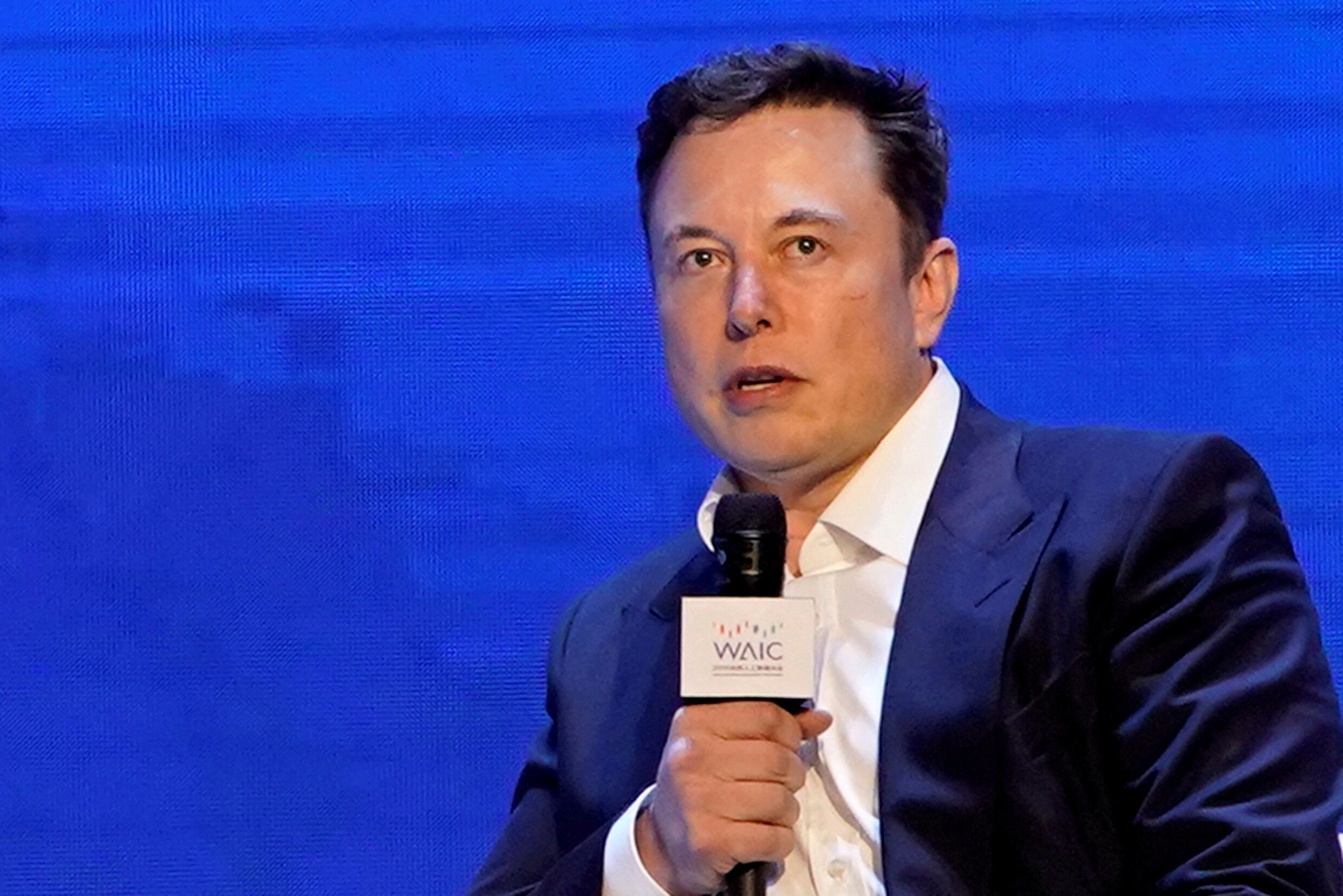 Elon Musk startte eigen bedrijf voor kunstmatige intelligentie, enkele  weken voor oproep om AI-onderzoek on hold te zetten | De Morgen
