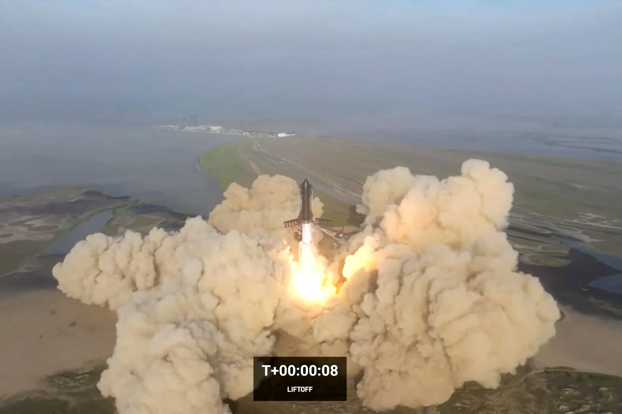 ▶ Starship van SpaceX ontploft enkele minuten na lancering: ‘Test zal helpen betrouwbaarheid te verbeteren’