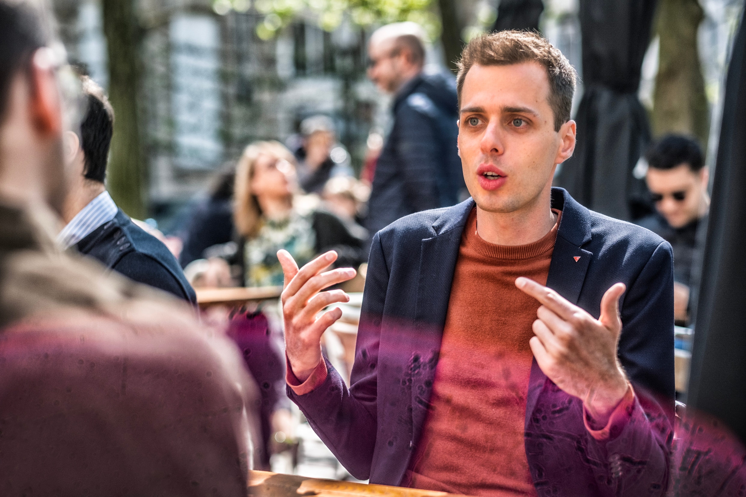 Jos D’Haese Reikt In Antwerpen Meteen De Hand Naar Groen En Vooruit ...