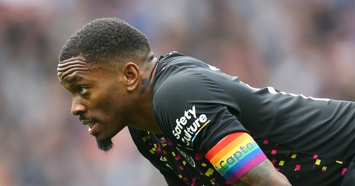 Brentford-spits Ivan Toney (27) acht maanden geschorst voor overtreden ...