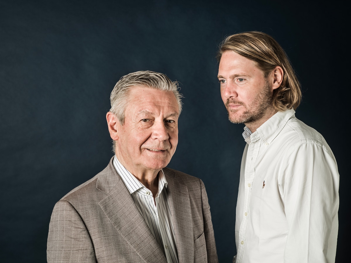 Karel en Jean Jacques De Gucht De populistische partijen en daar hoort de N VA wat mij betreft ook bij trekken de scheiding der machten steeds sterker in twijfel De Morgen