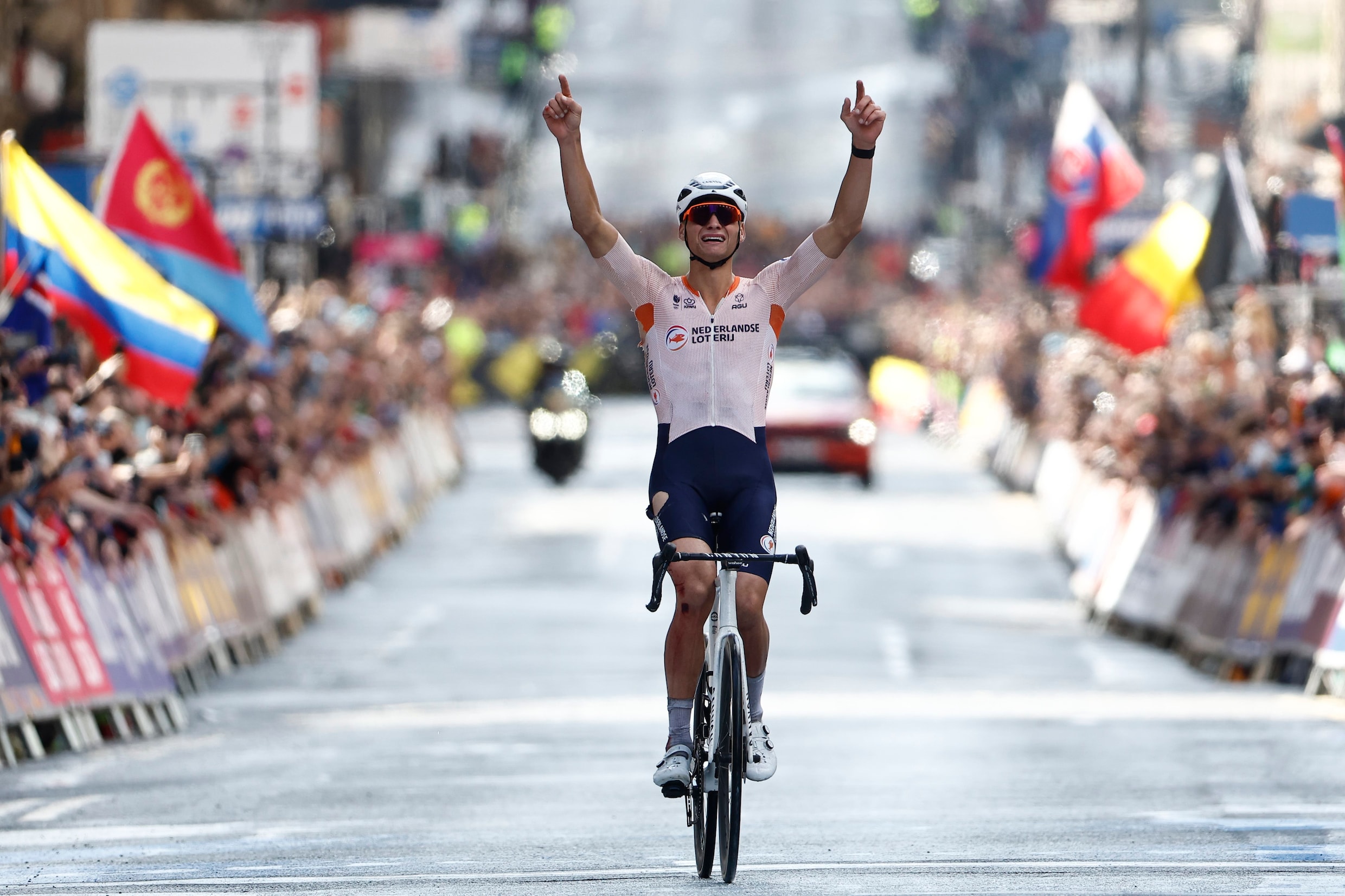 Mathieu Van der Poel is de nieuwe wereldkampioen wielrennen