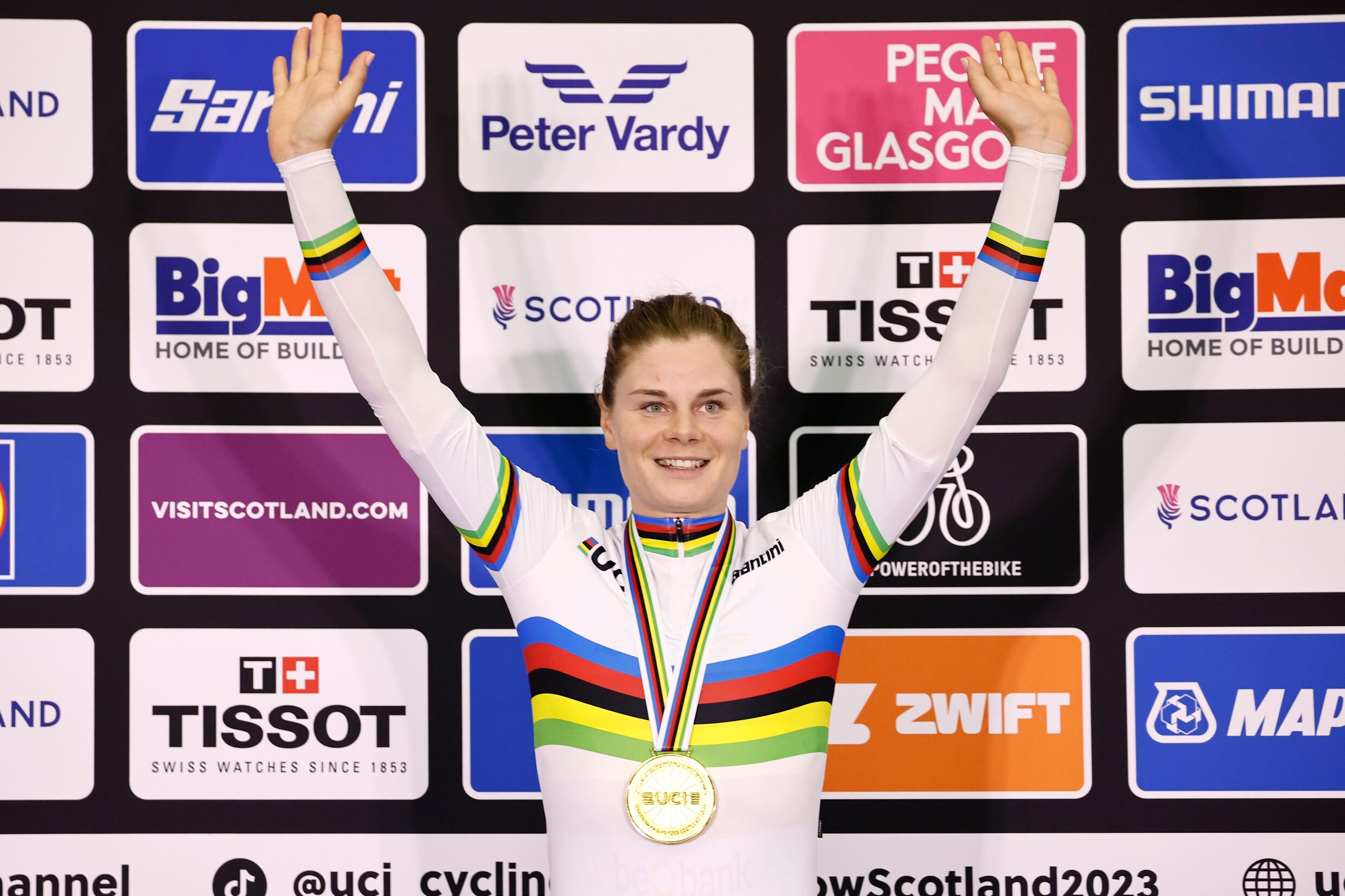 Alweer Goud! Lotte Kopecky Wint Puntenkoers Op WK In Glasgow | De Morgen