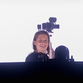 Charlotte de Witte op Rock Werchter: misschien wel de indrukwekkendste productie die we al in The Barn hebben gezien ★★★★☆