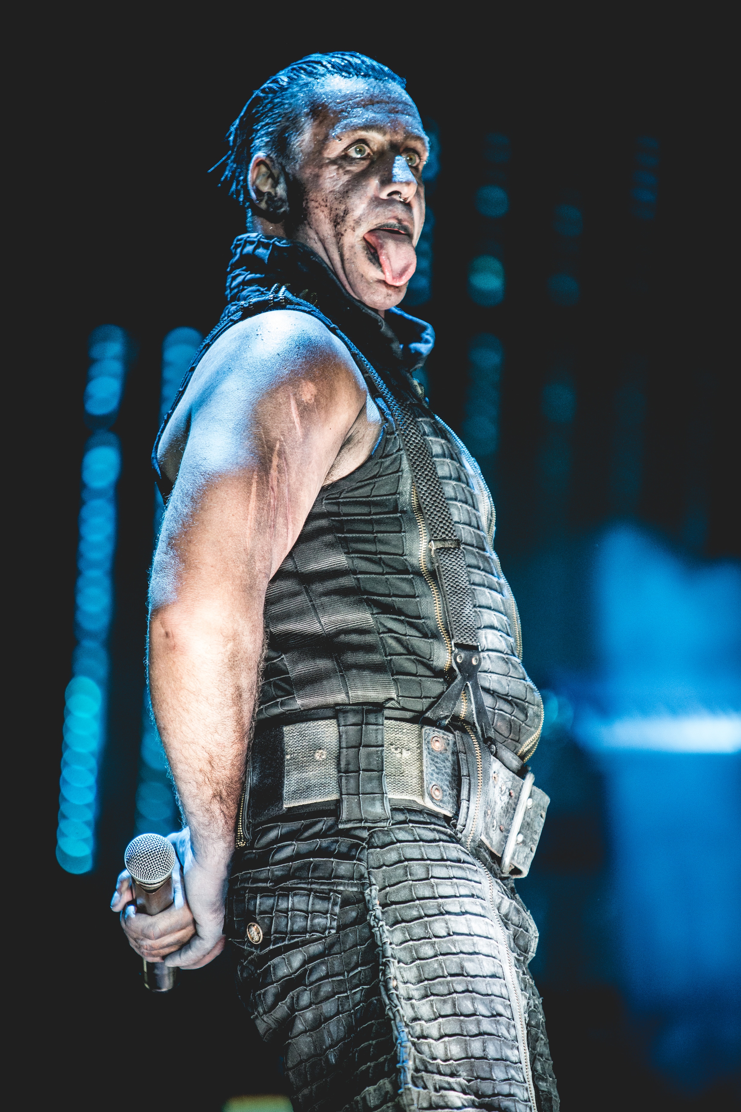 ‘Dit is geen bende perverten op tournee’: metalfans over gestopt ...