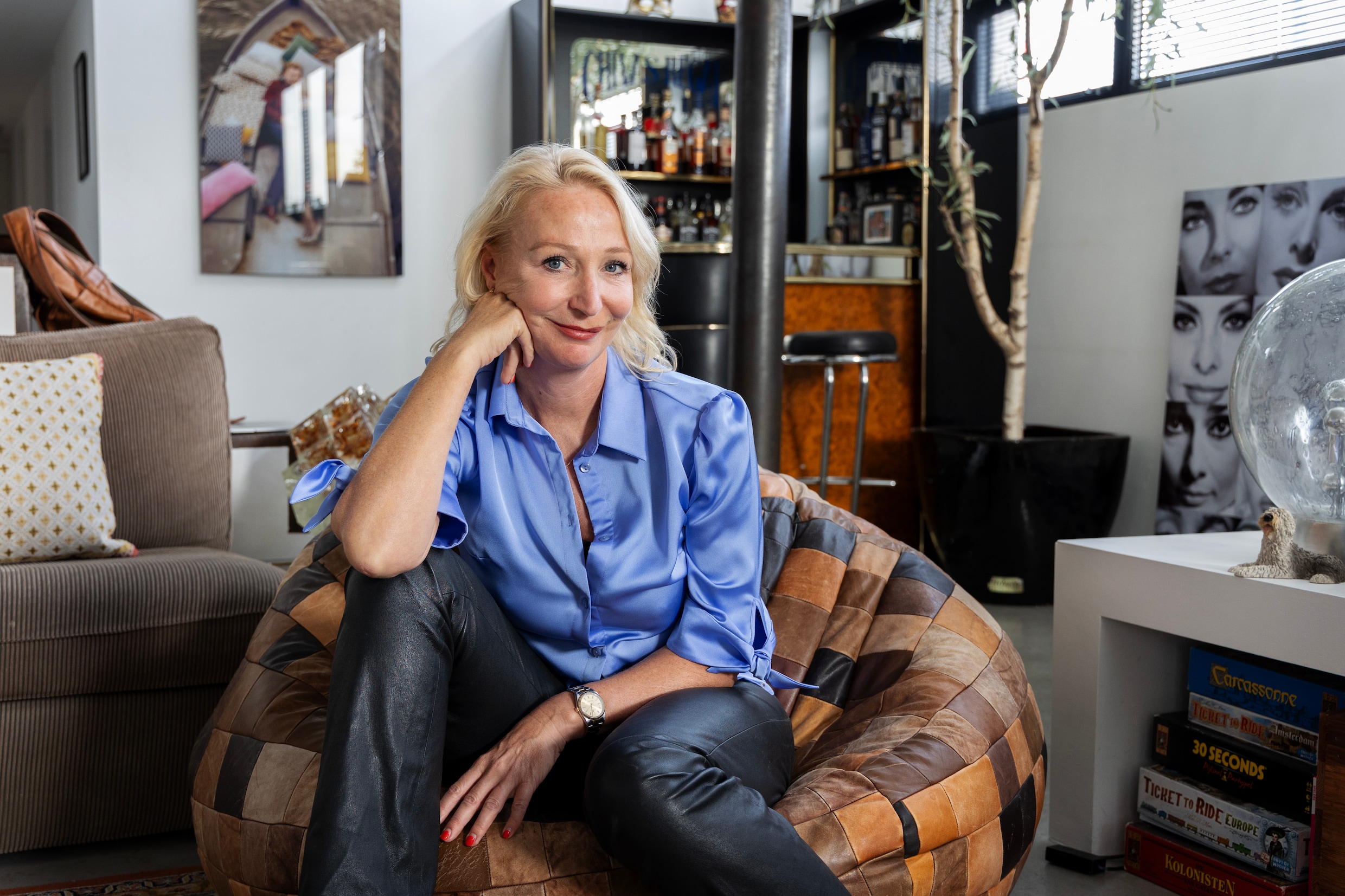 Mensen met een goed seksleven plannen hun seks in. Dat is toch beter dan  samen Netflix zitten kijken en hopen dat je opeens tegelijkertijd opgewonden  wordt?' | De Morgen, image size:2480x1653