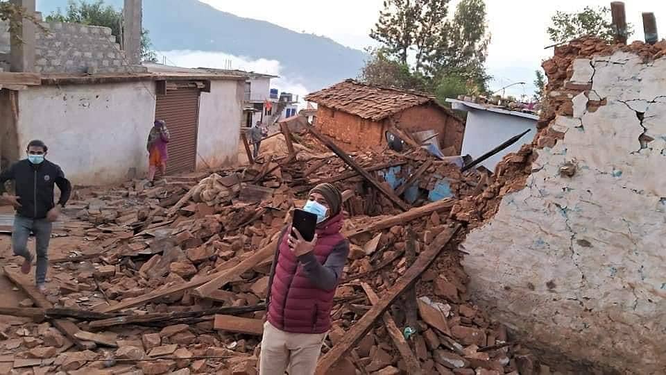 Minstens 157 doden na aardbeving in Nepal, reddingswerkzaamheden begonnen