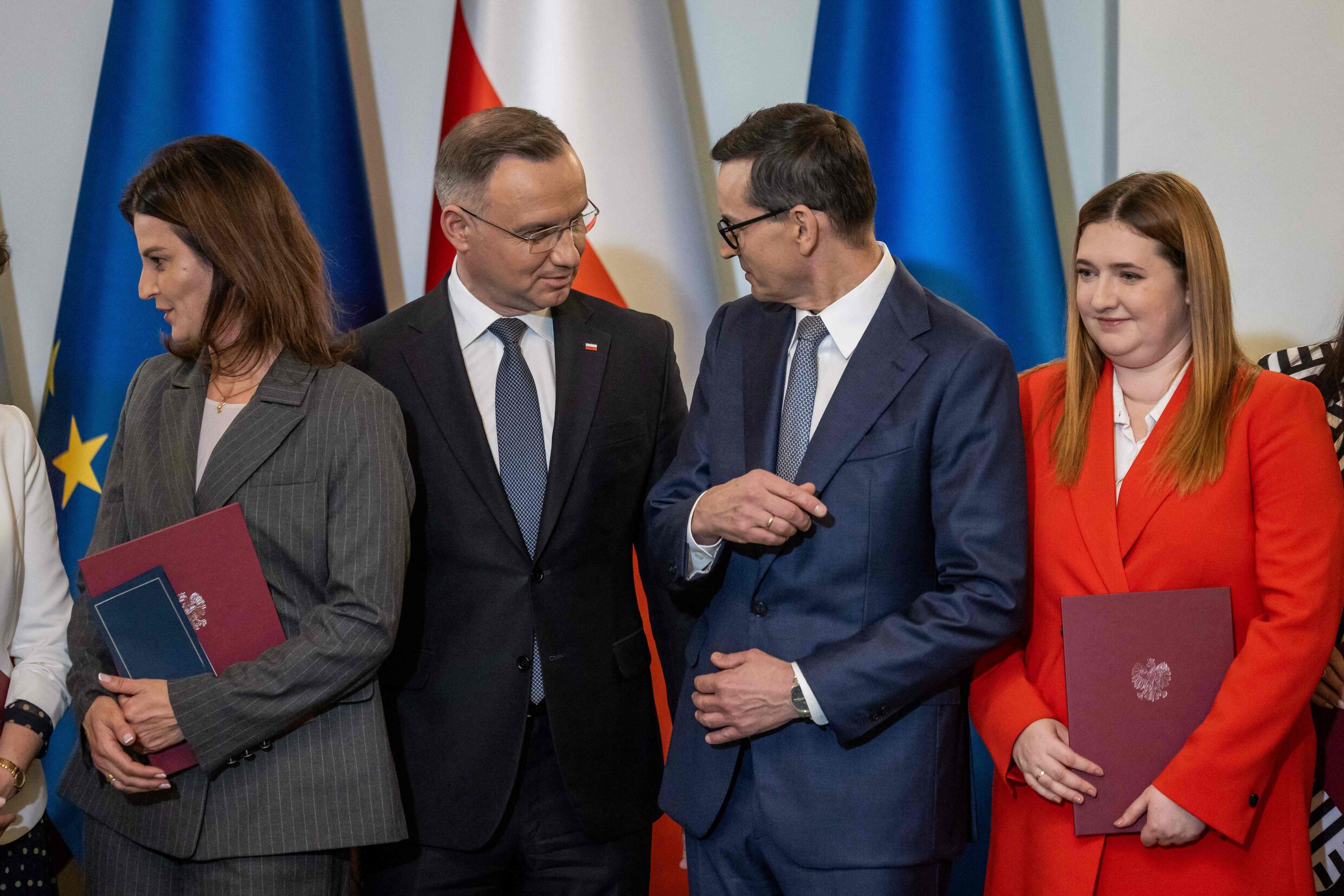 Polen neemt met enige vertraging afscheid van acht jaar conservatief ...