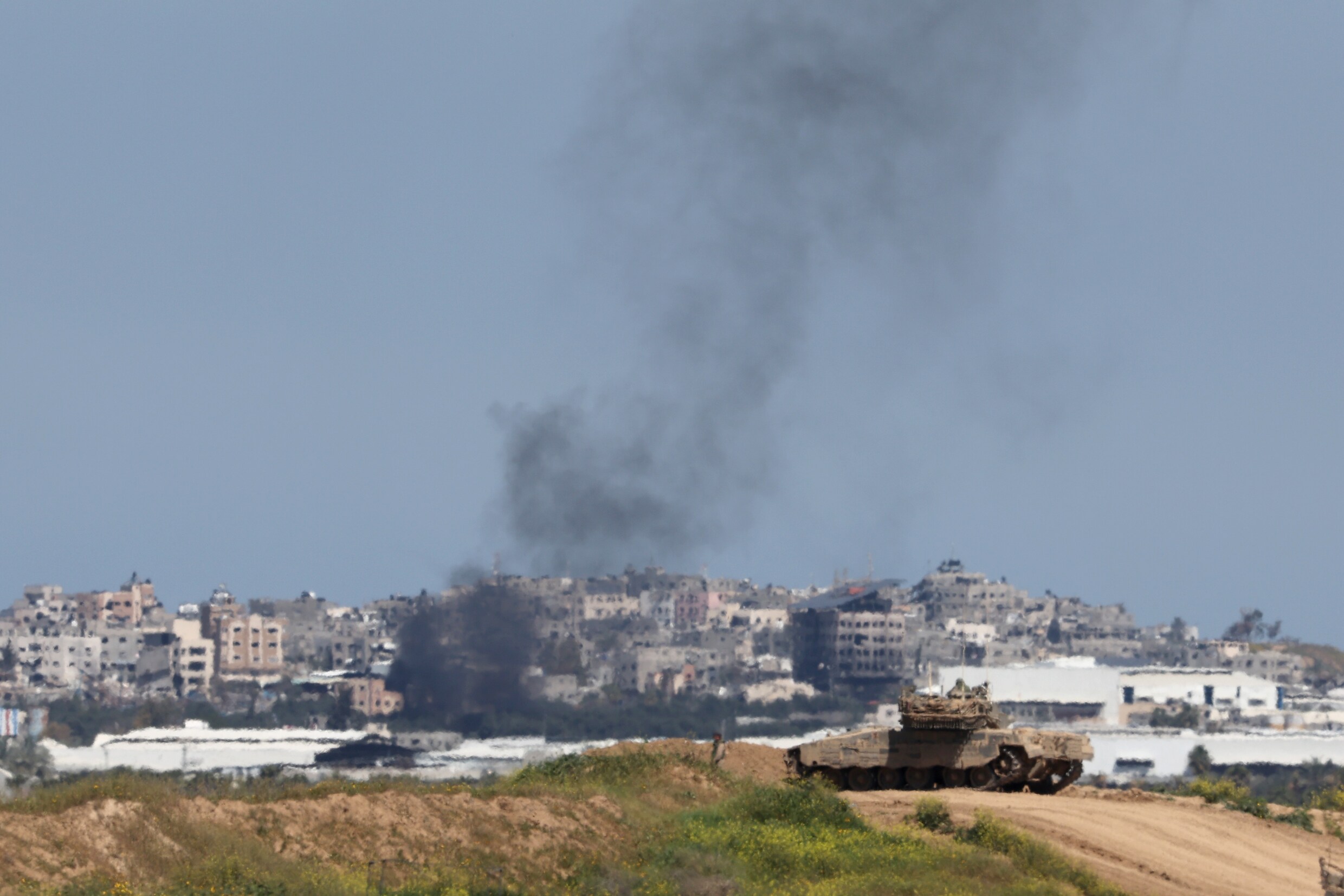 Live - Crisis Midden-Oosten. Israël Trekt Vrijwel Alle Troepen Terug ...