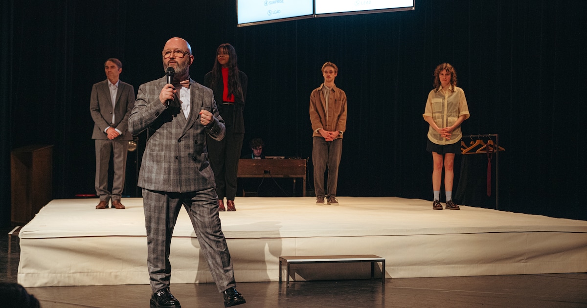 Ontroerend Goed herwerkt het politieke spel ‘Fight Night’: ‘2024 is ...