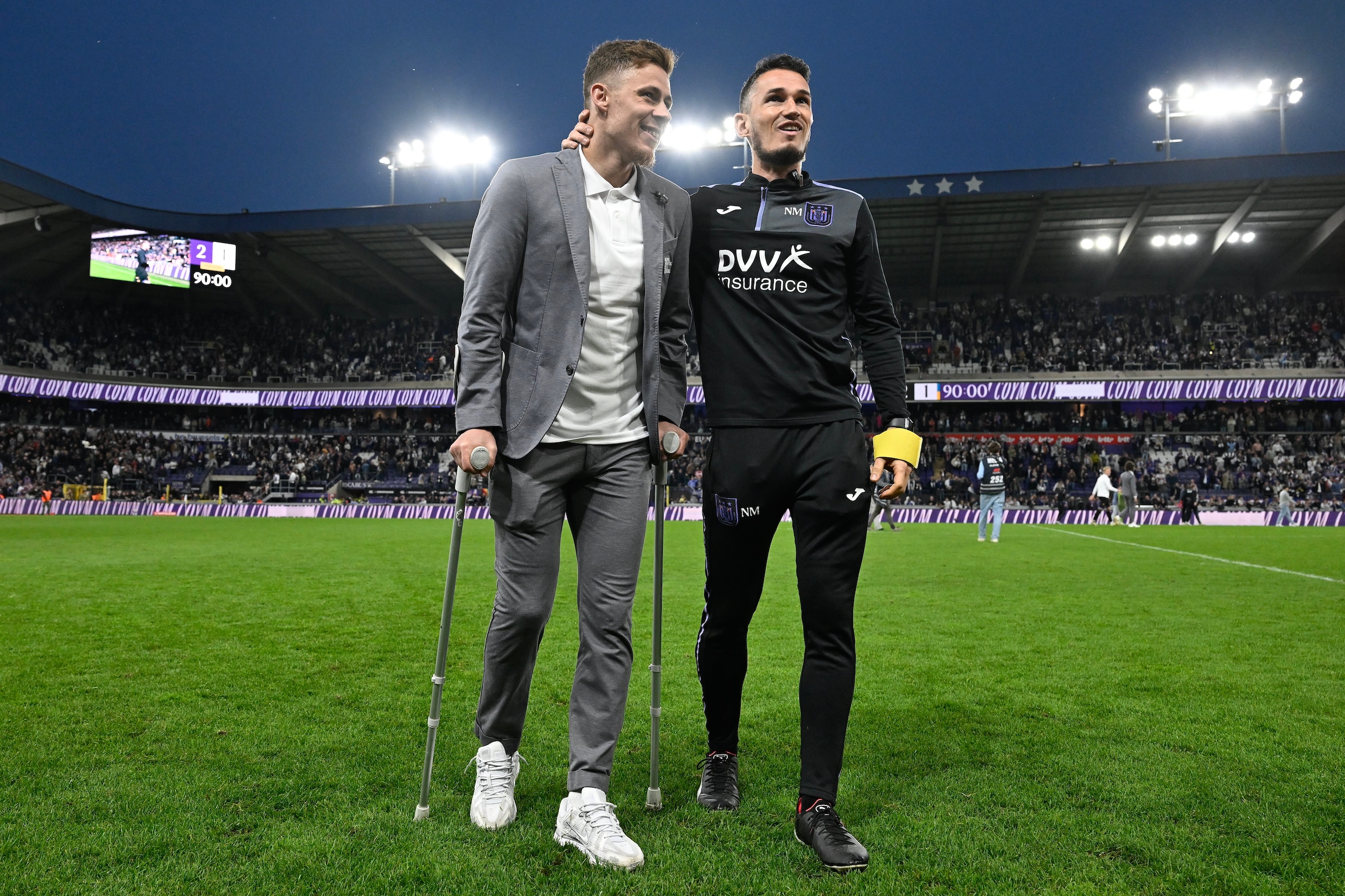 Anderlecht-speler Thorgan Hazard Valt Uit Met Zware Knieblessure ...