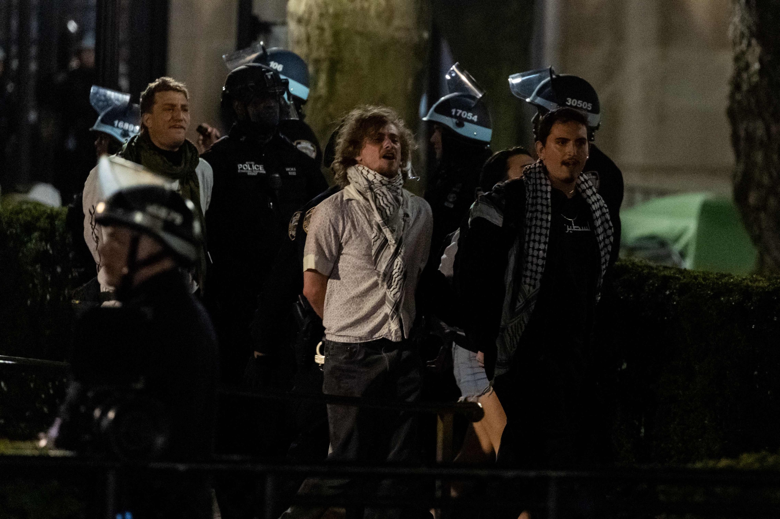 Live - Crisis Midden-Oosten. Politie ontruimt campusgebouw van Columbia University