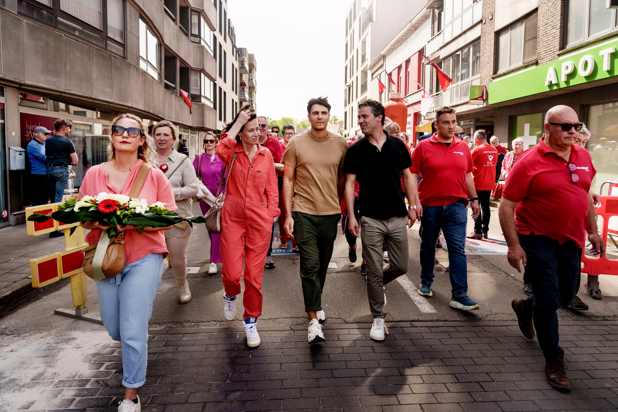 1 mei in Zelzate, de roodste gemeente van Vlaanderen: ‘Vertel dit ...