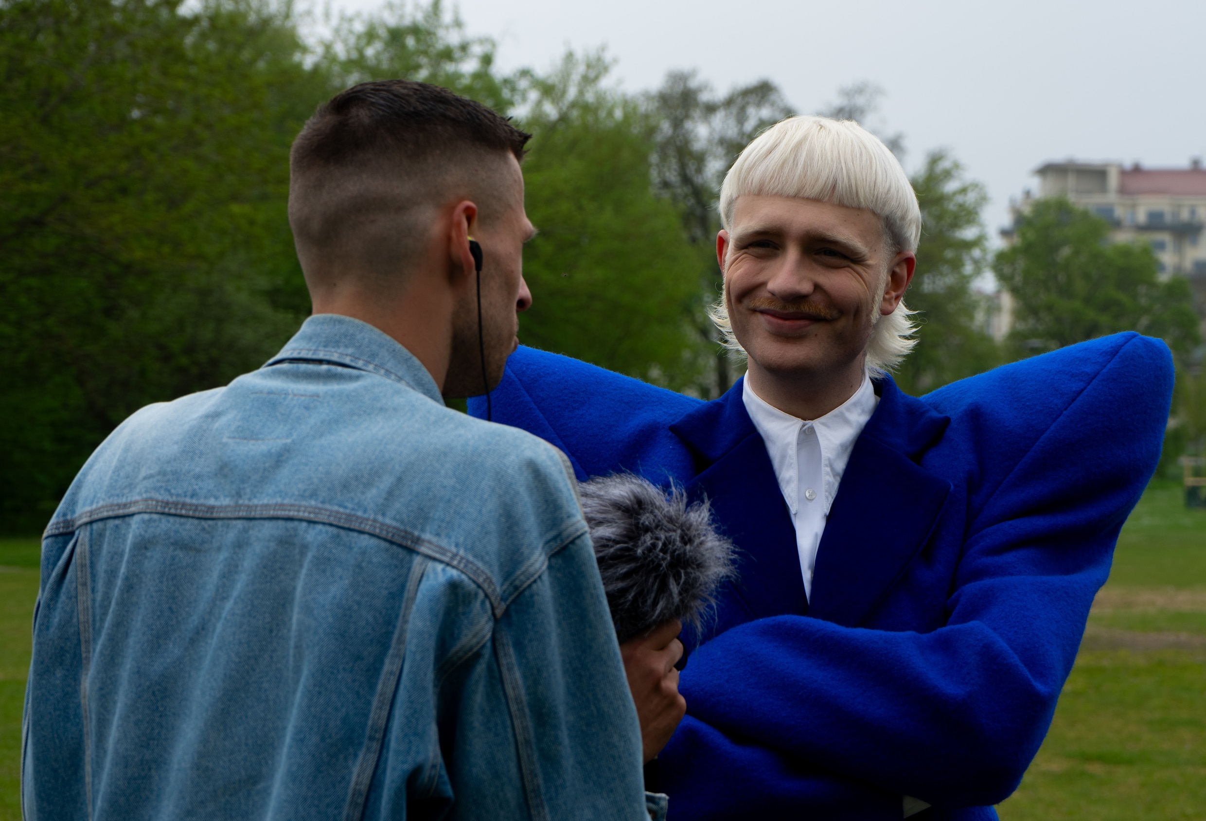 Joost Klein op het Songfestival: ‘Vergeet niet dat ik drie minuten in het Nederlands sta te ‘ouwehoeren’ op dat podium’