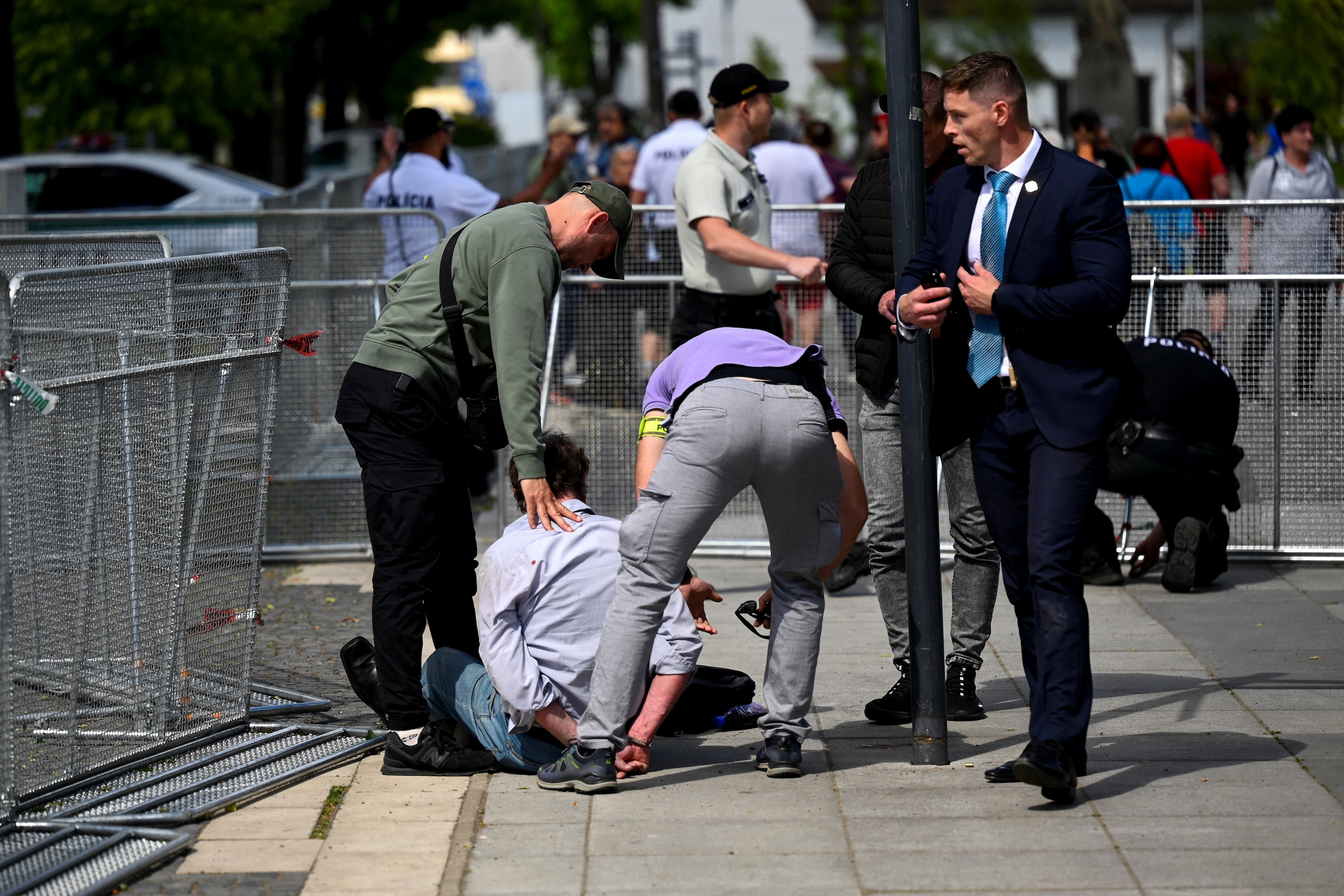 Live - Schietpartij Slovakije. Verdachte schietpartij in Slovakije ...