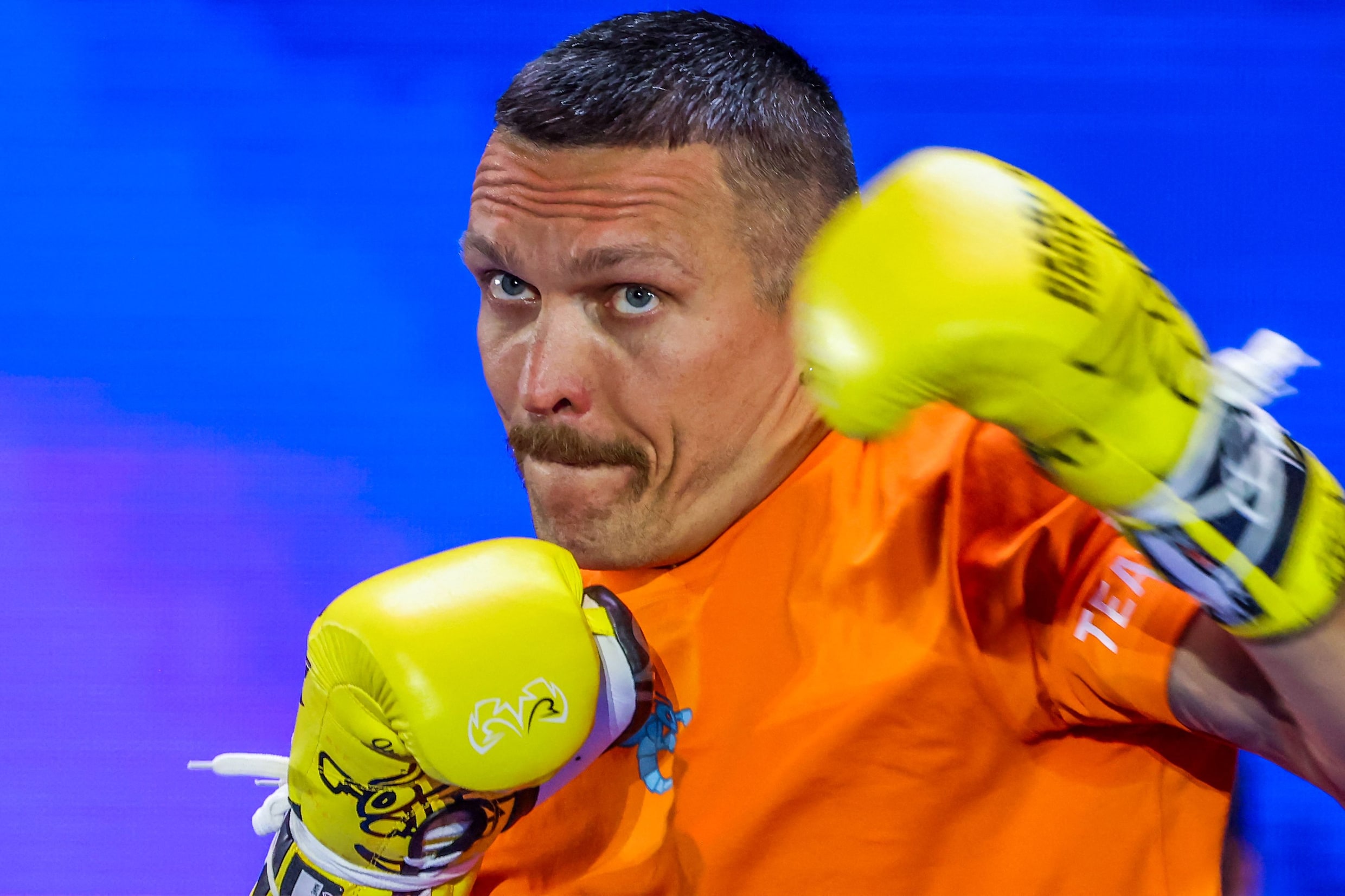 Oekraïner Oleksandr Usyk van het front naar de onbetwiste wereldkampioen boksen