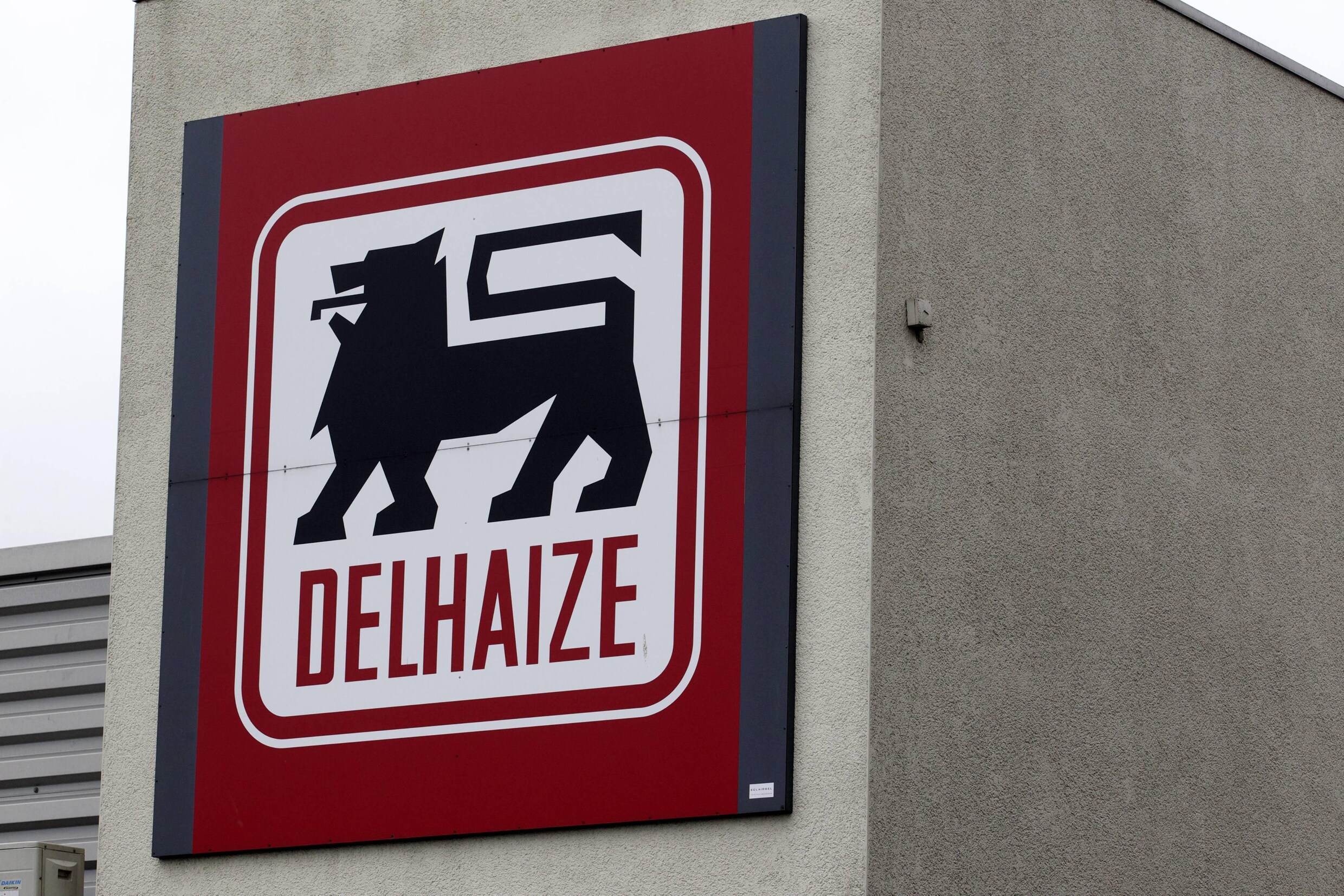 Delhaize verlaagt de prijs van 50 populaire producten | De Morgen