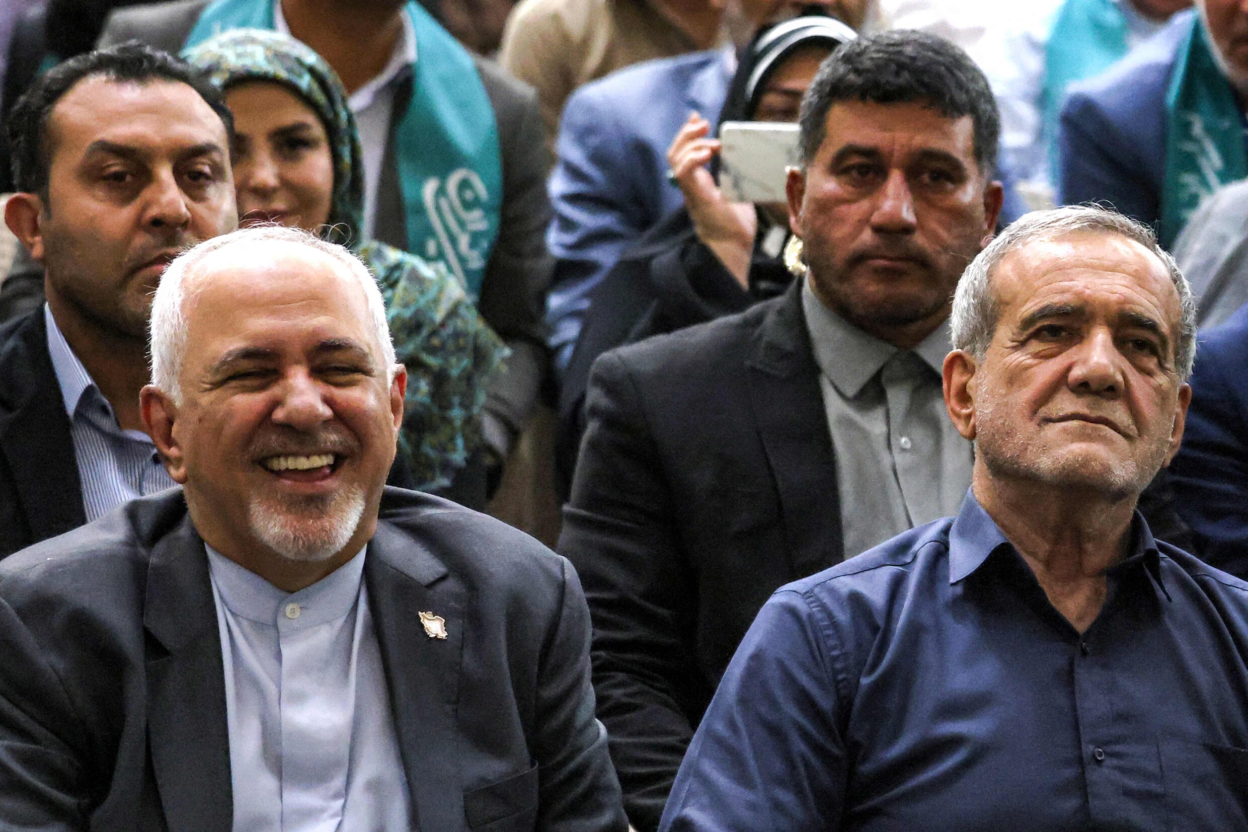 Mohammad Javad Zarif stapt na nog geen twee weken op als vicepresident ...