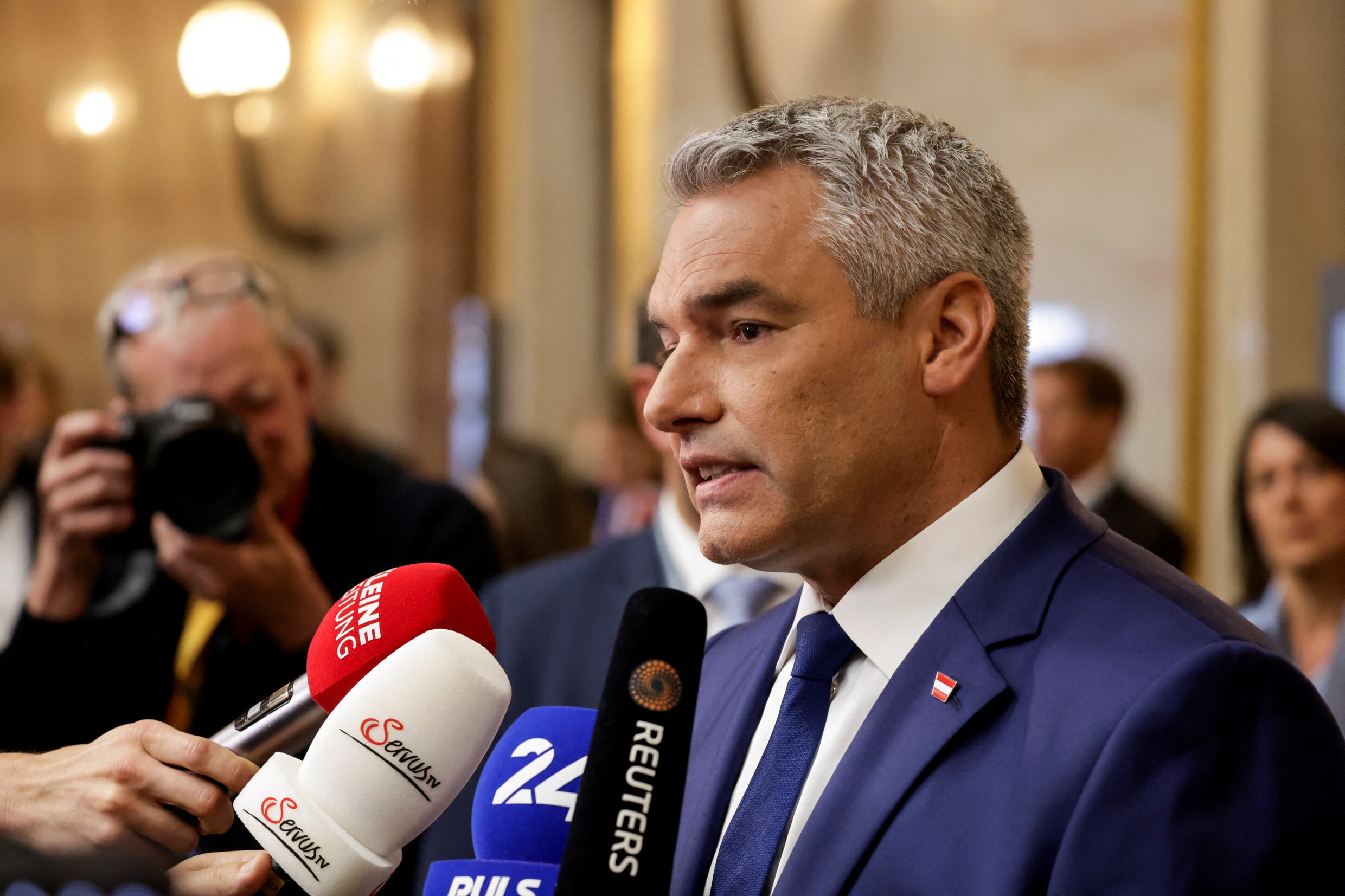 Rechts-radicale partij FPÖ voor het eerst grootste partij in Oostenrijk ...