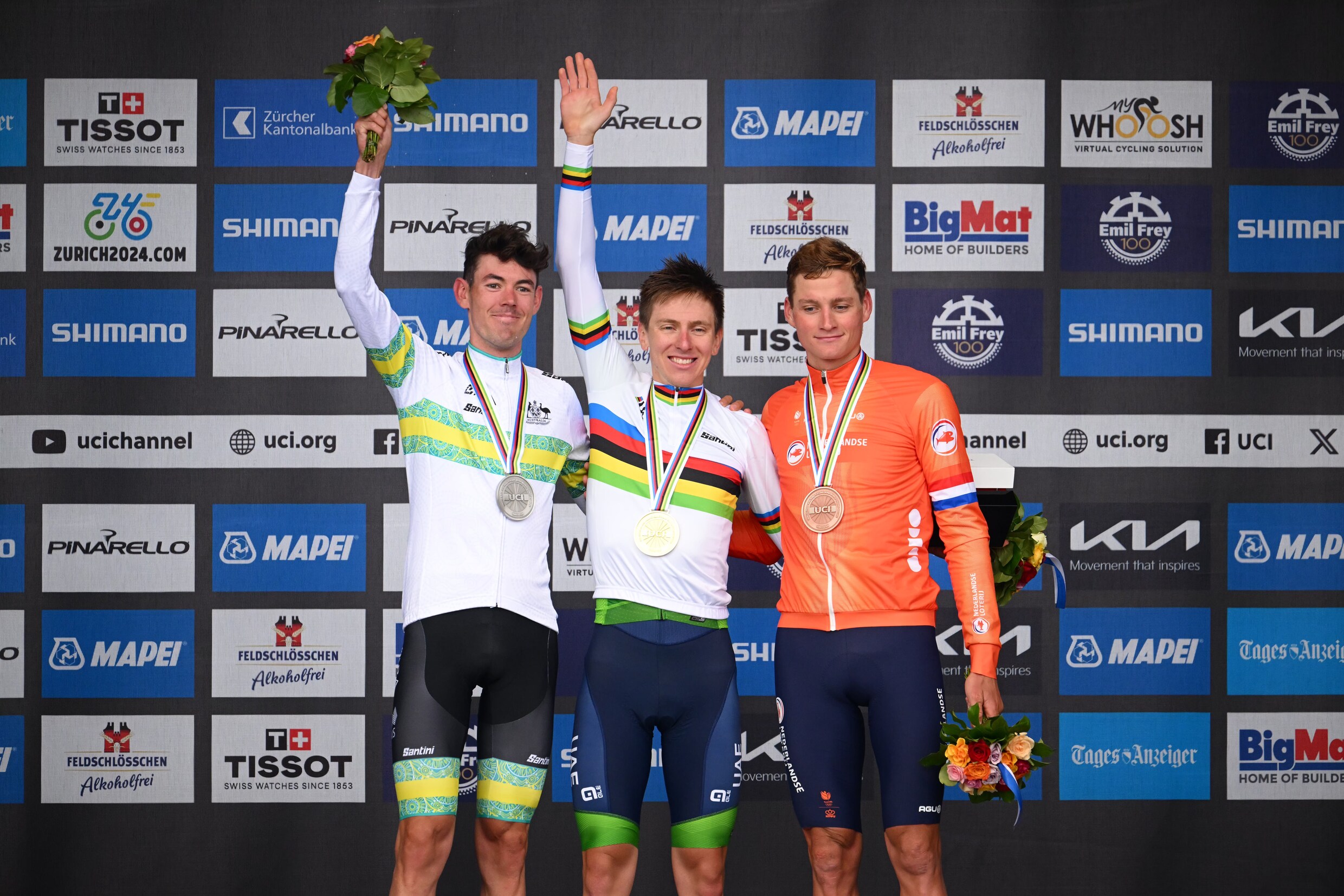 Mathieu van der Poel mag bronzen WK-medaille houden nadat Letse ...