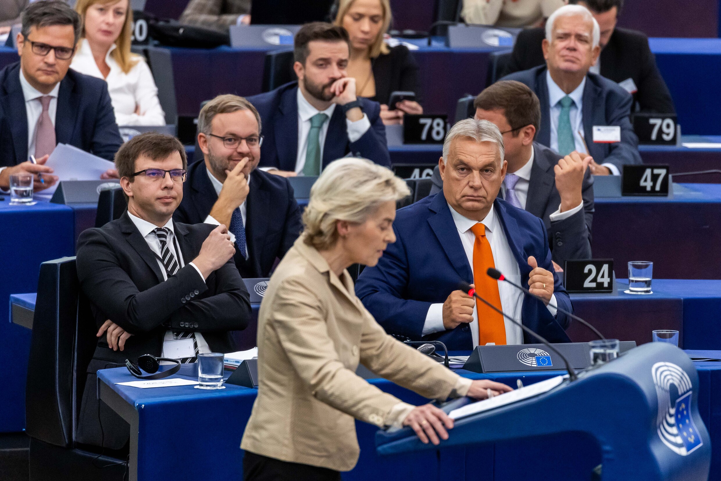 Hongaarse premier Viktor Orbán zwaar aangepakt in Europees Parlement ...