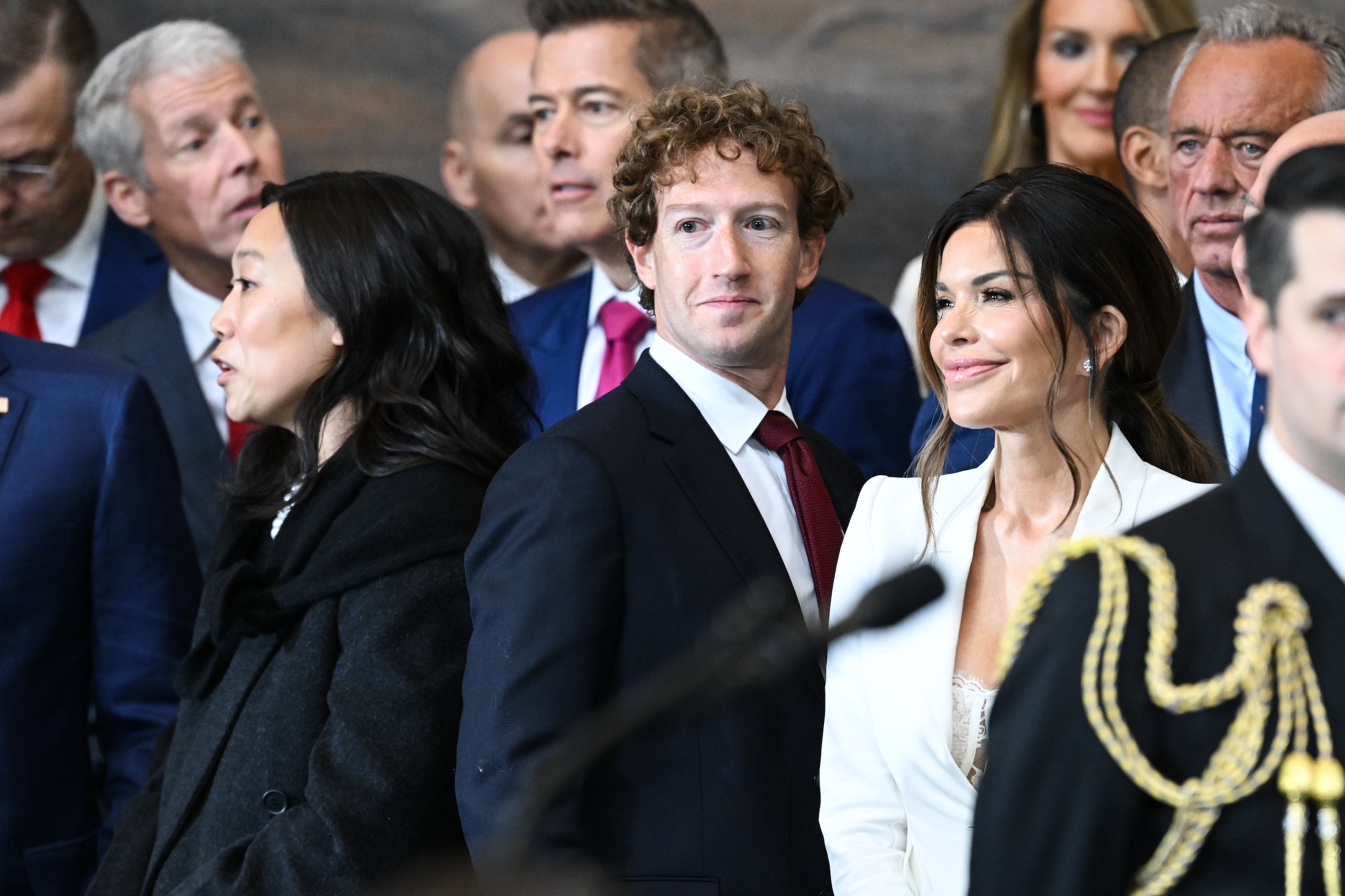 miljoenen-volgen-plots-ongewild-donald-trump-op-facebook-en-instagram
