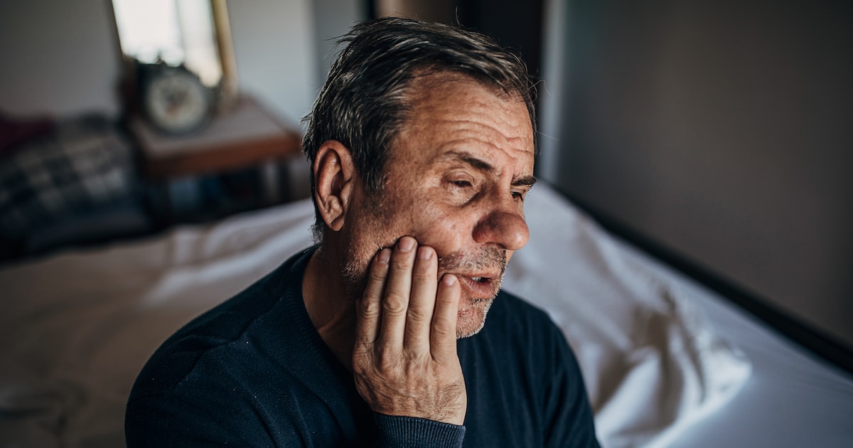 Breken mijn kiezen sneller door ouderdom, stress of medicijngebruik?