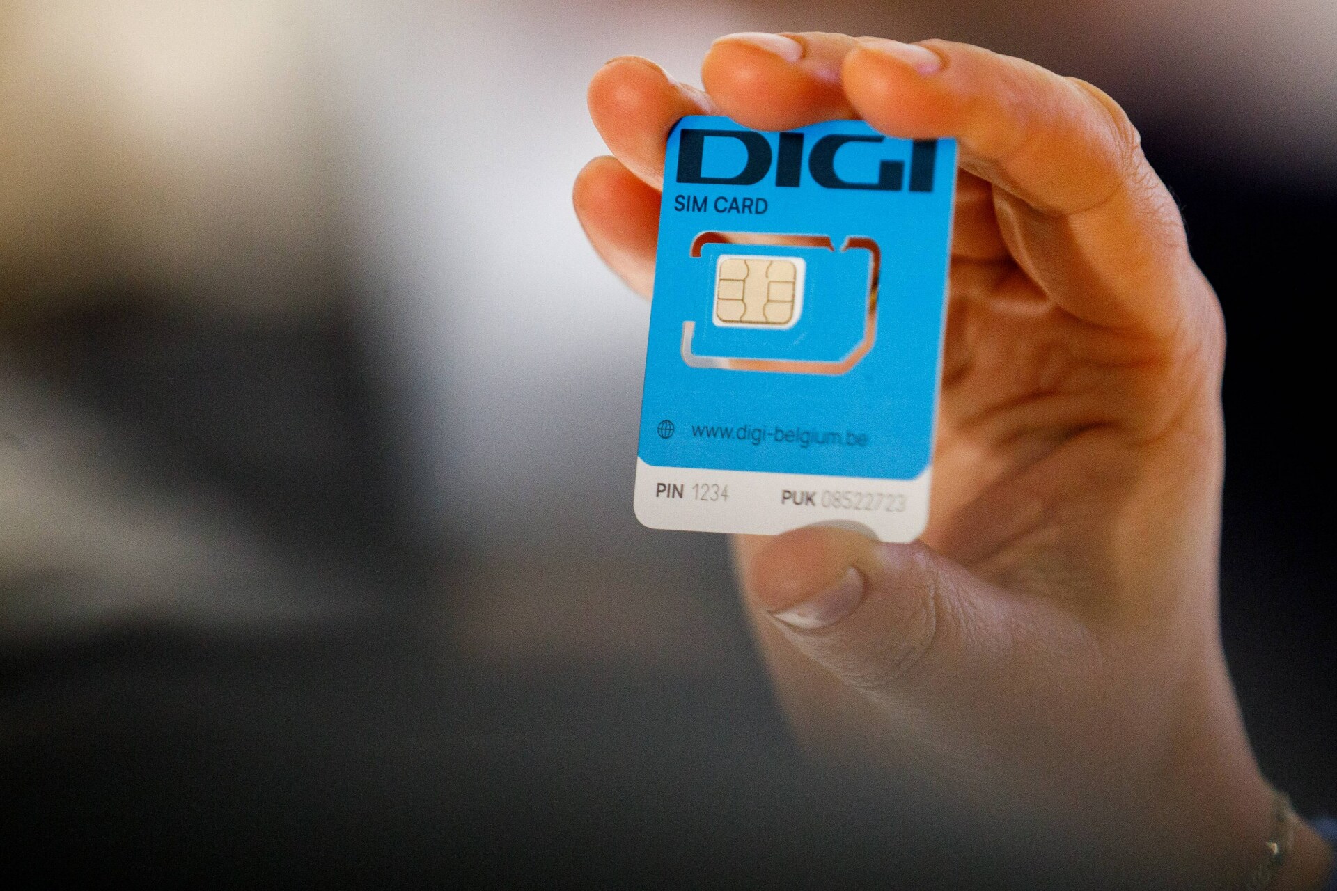 ‘Telecomoperator Digi zet helft directieteam aan de deur’ | De Morgen