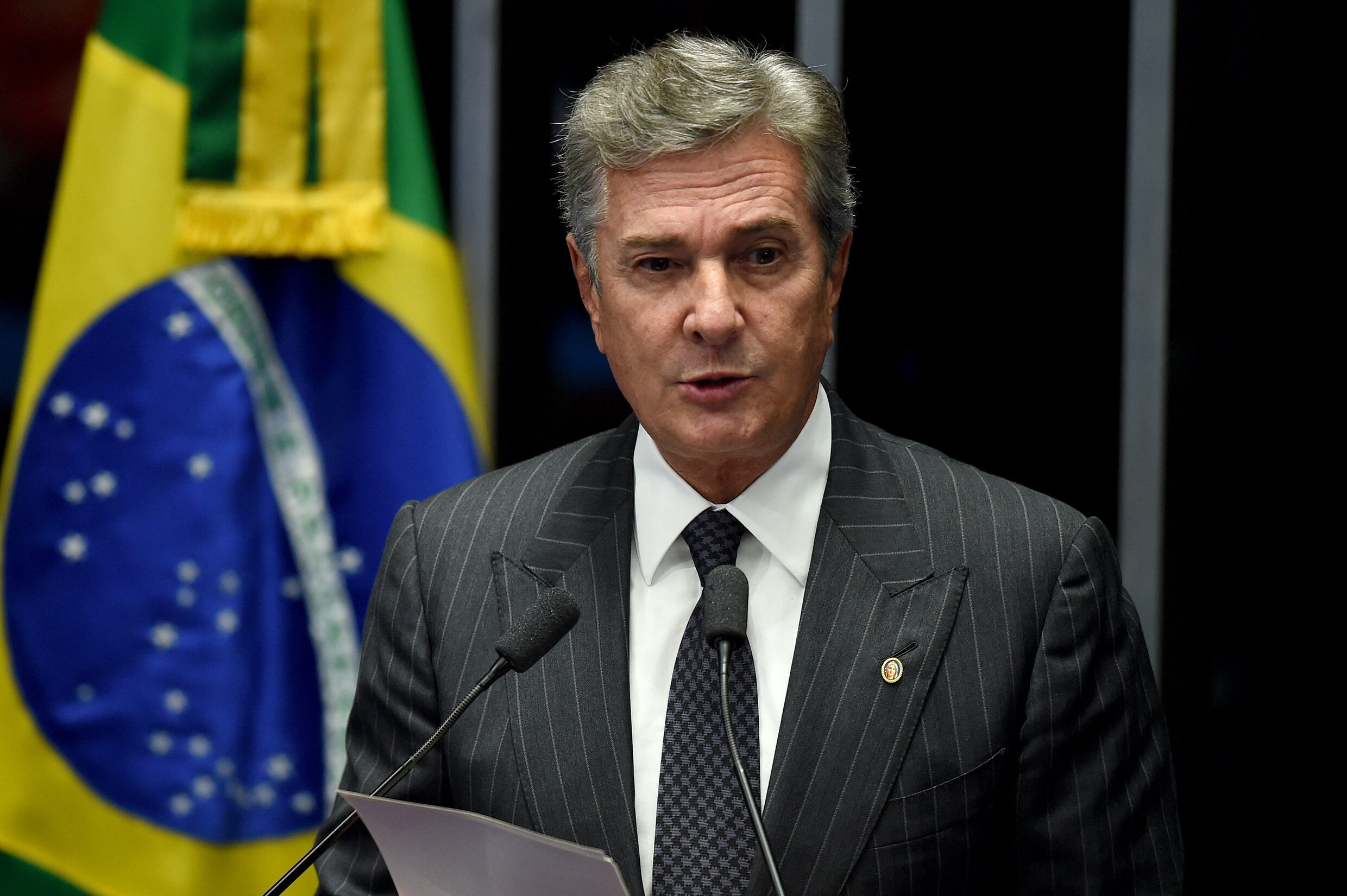Oud-president Collor van Brazilië moet gevangenis in wegens corruptie ...