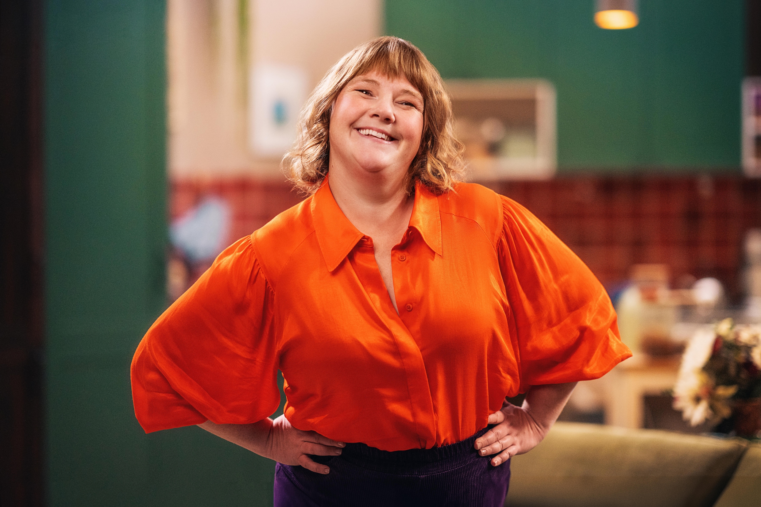 VTM lanceert reeks over bodypositivity met bekende vrouwen voor én ...