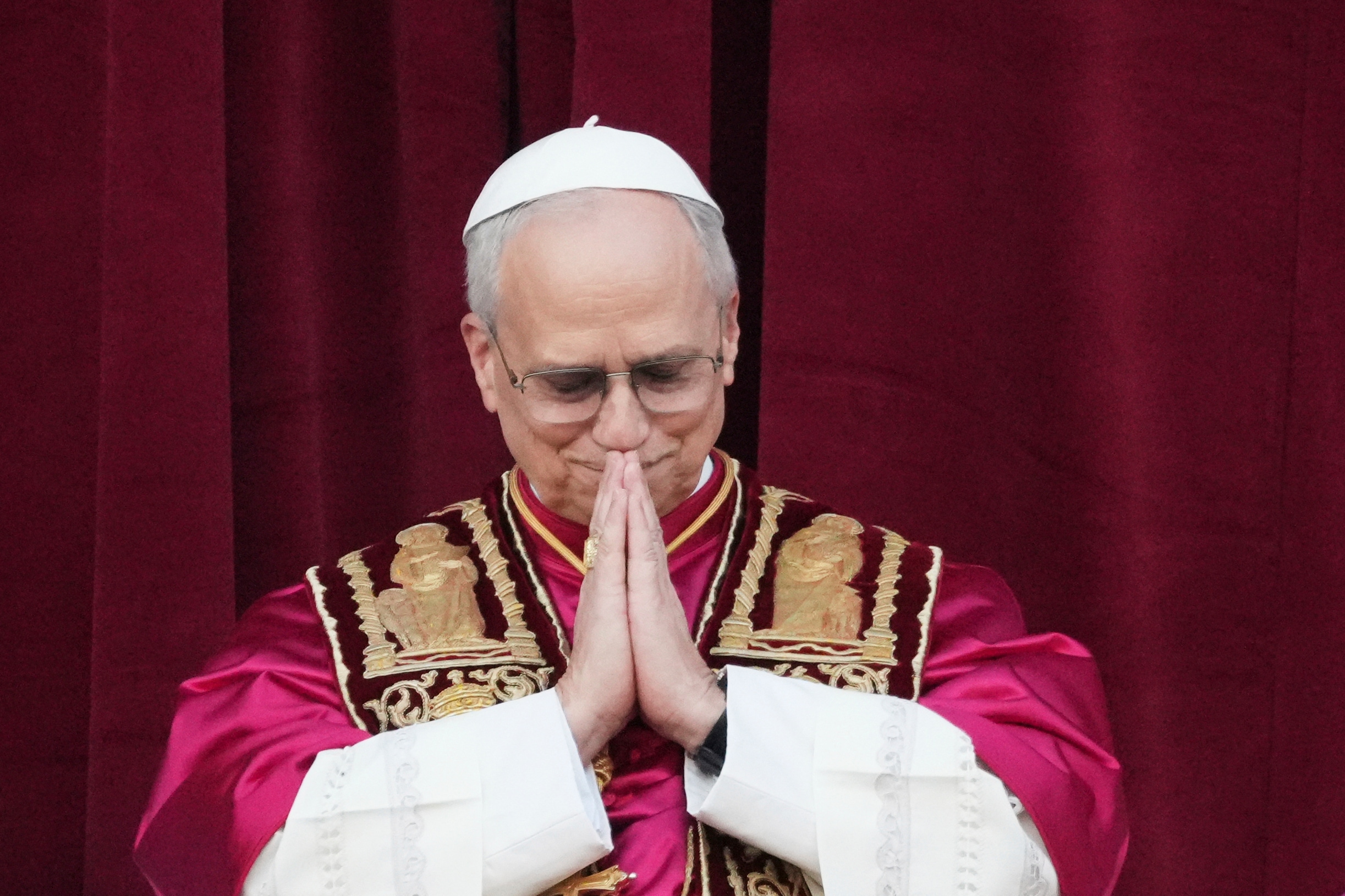 Eerste Amerikaanse paus ooit gekozen: Robert Prevost, die naam Leo XIV aanneemt | De Morgen