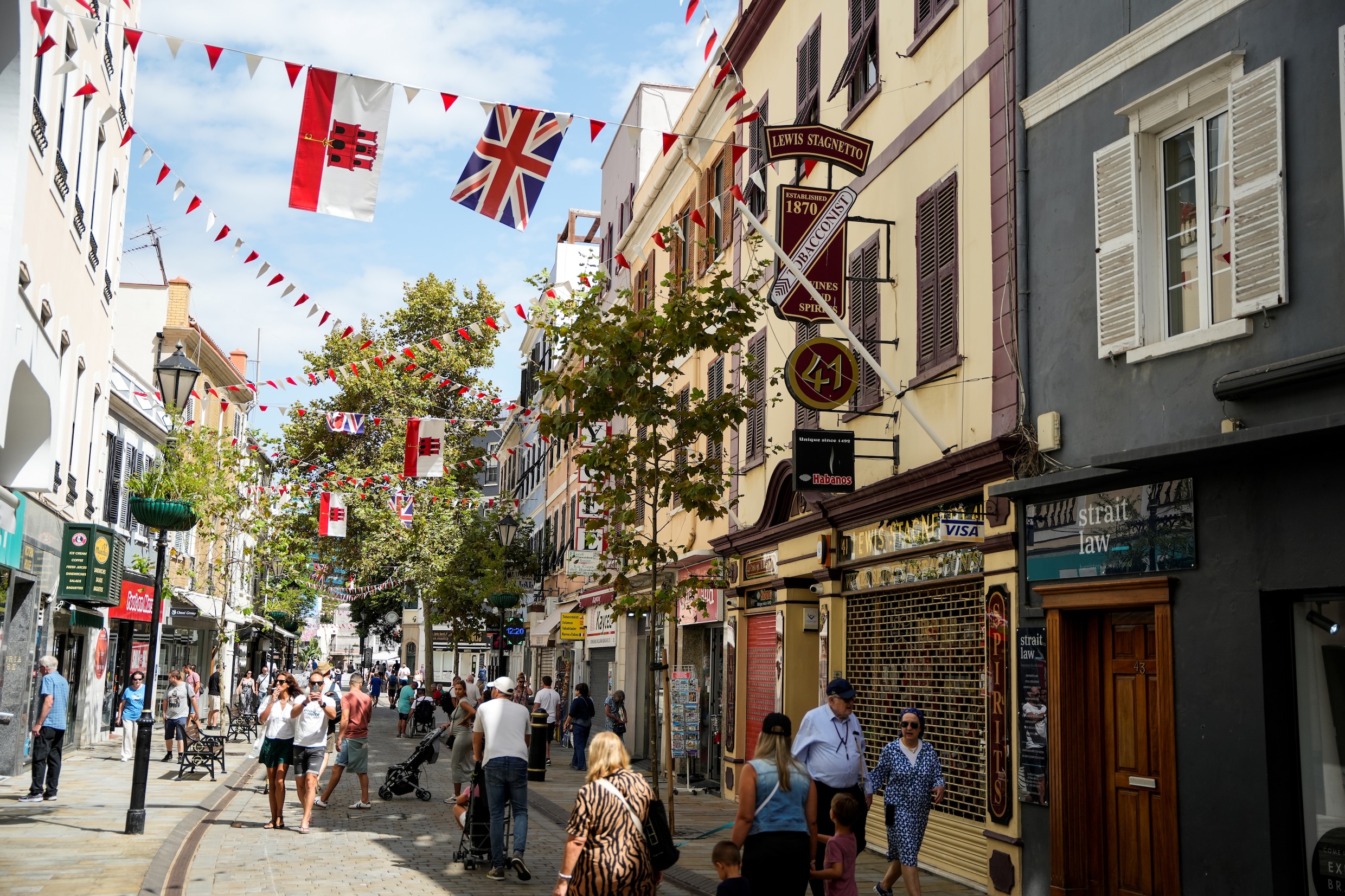 Gibraltar, de rots van Britse trots, ligt nog altijd wakker van de ...