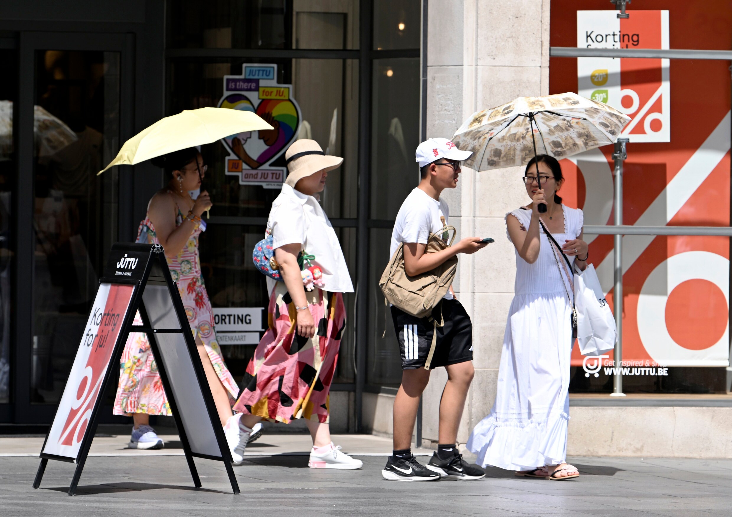 Live - Hitte. Vandaag wordt warm in ons land: tot 34 graden mogelijk ...