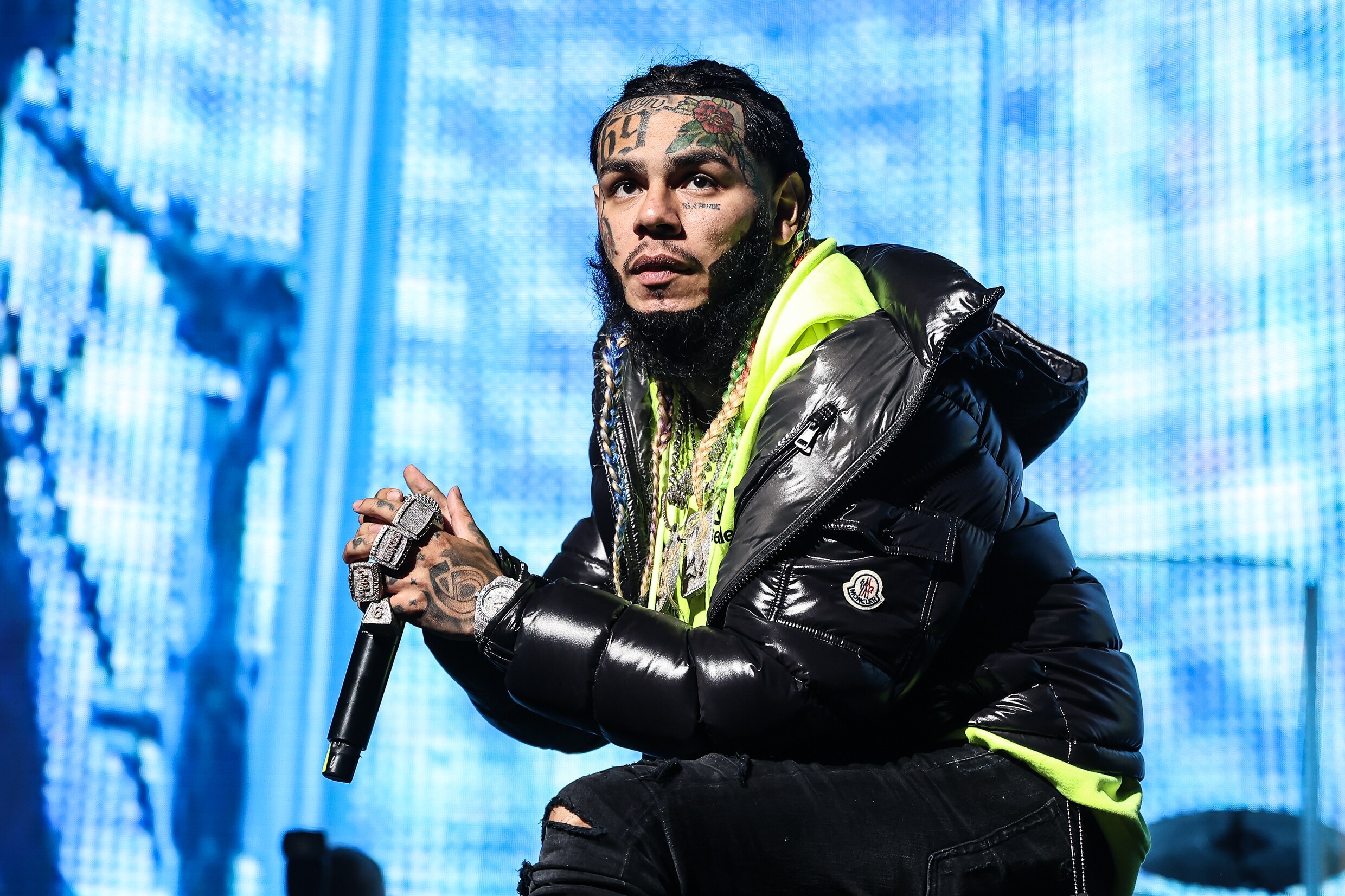 6ix9ine speelt op Les Ardentes: waarom biedt het festival een podium ...