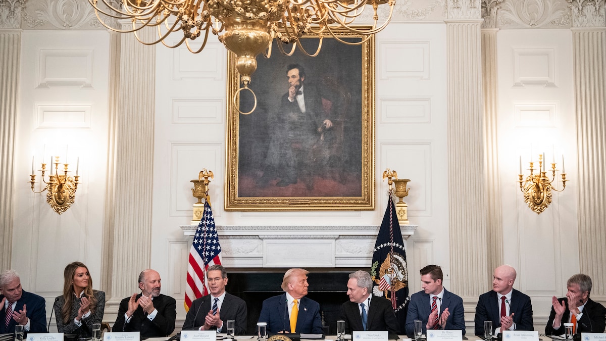 Een van de grootste lobbycampagnes uit de Amerikaanse geschiedenis: hoe  crypto-scepticus Trump net fervente voorstander werd | De Morgen