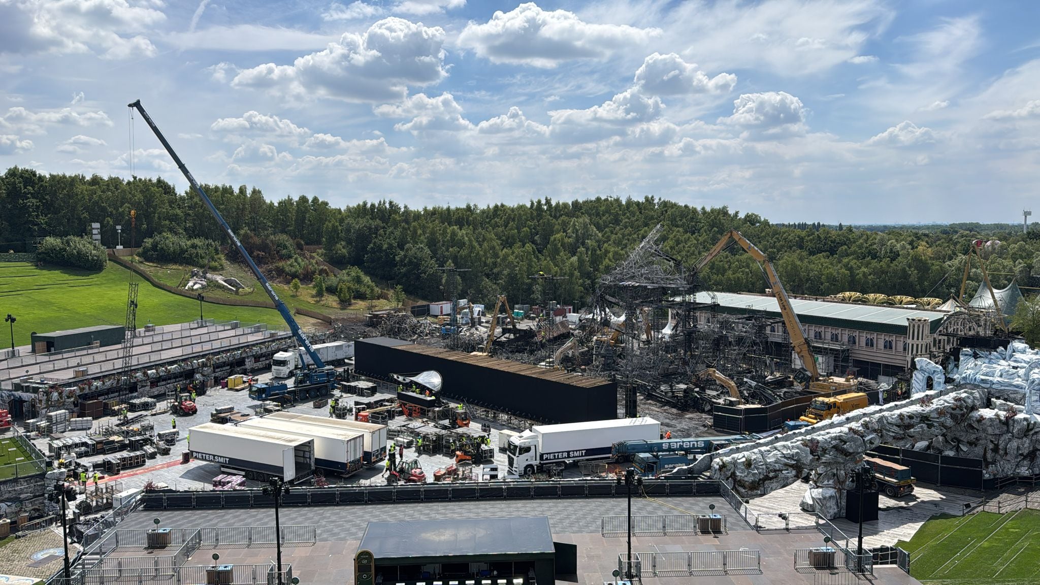 Live - Brand Tomorrowland. Tomorrowland is van start gegaan: zo ziet