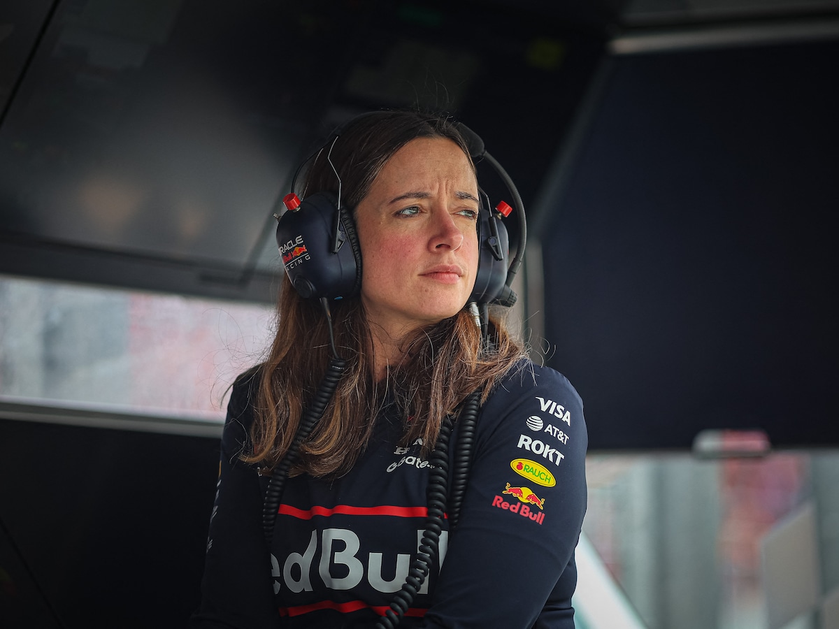 'Ik hoop dat ik een voorbeeld kan zijn voor vrouwen': wie is Hannah Schmitz,  het tactische brein van Red Bull? | De Morgen