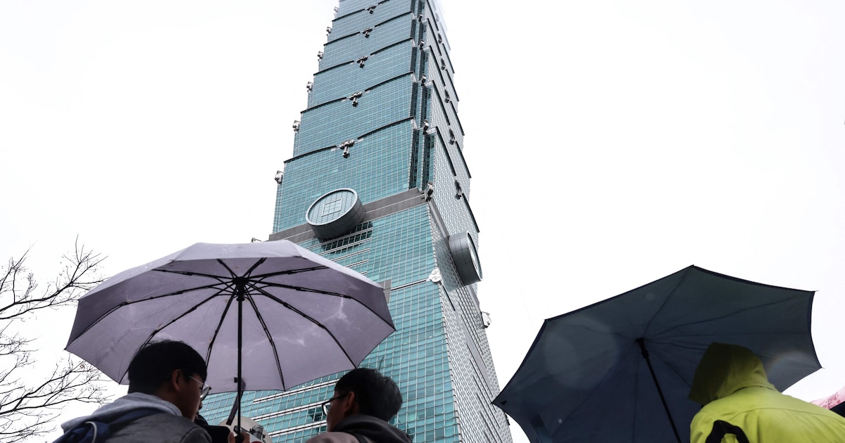 Beroemde klimmer Alex Honnold beklimt vannacht Taiwanese wolkenkrabber – zonder touw, live op Netfli