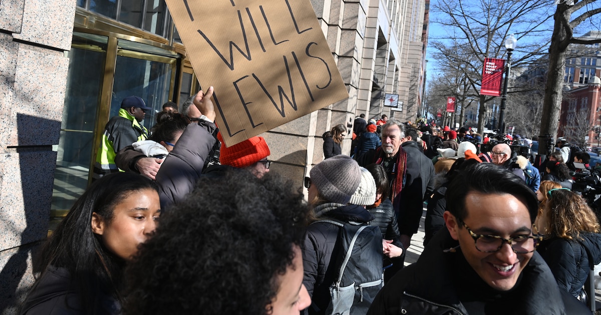 ‘Mensen lezen jullie stukken niet. Punt. Ik kan het niet mooier maken dan het is’: ‘feestende CEO’ v
