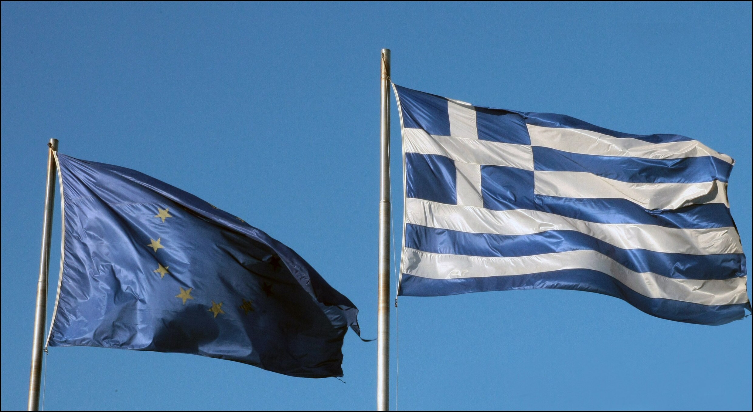 Griekenland staat vanaf maandag definitief  op eigen benen